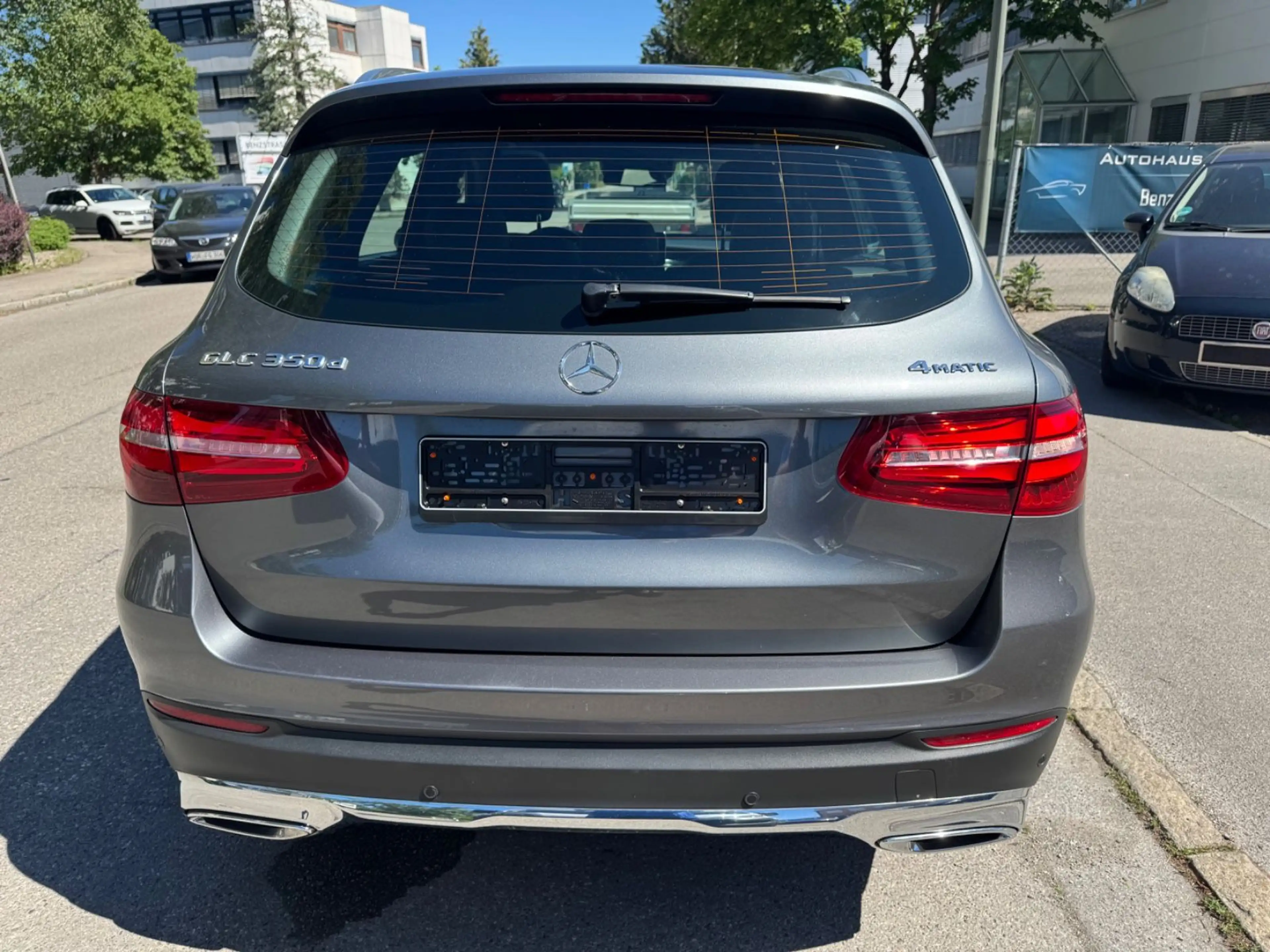 Mercedes-Benz GLC 350 d Exclusive/9G/4M/Airm/LED/Distr/Burm/360 — photo 12