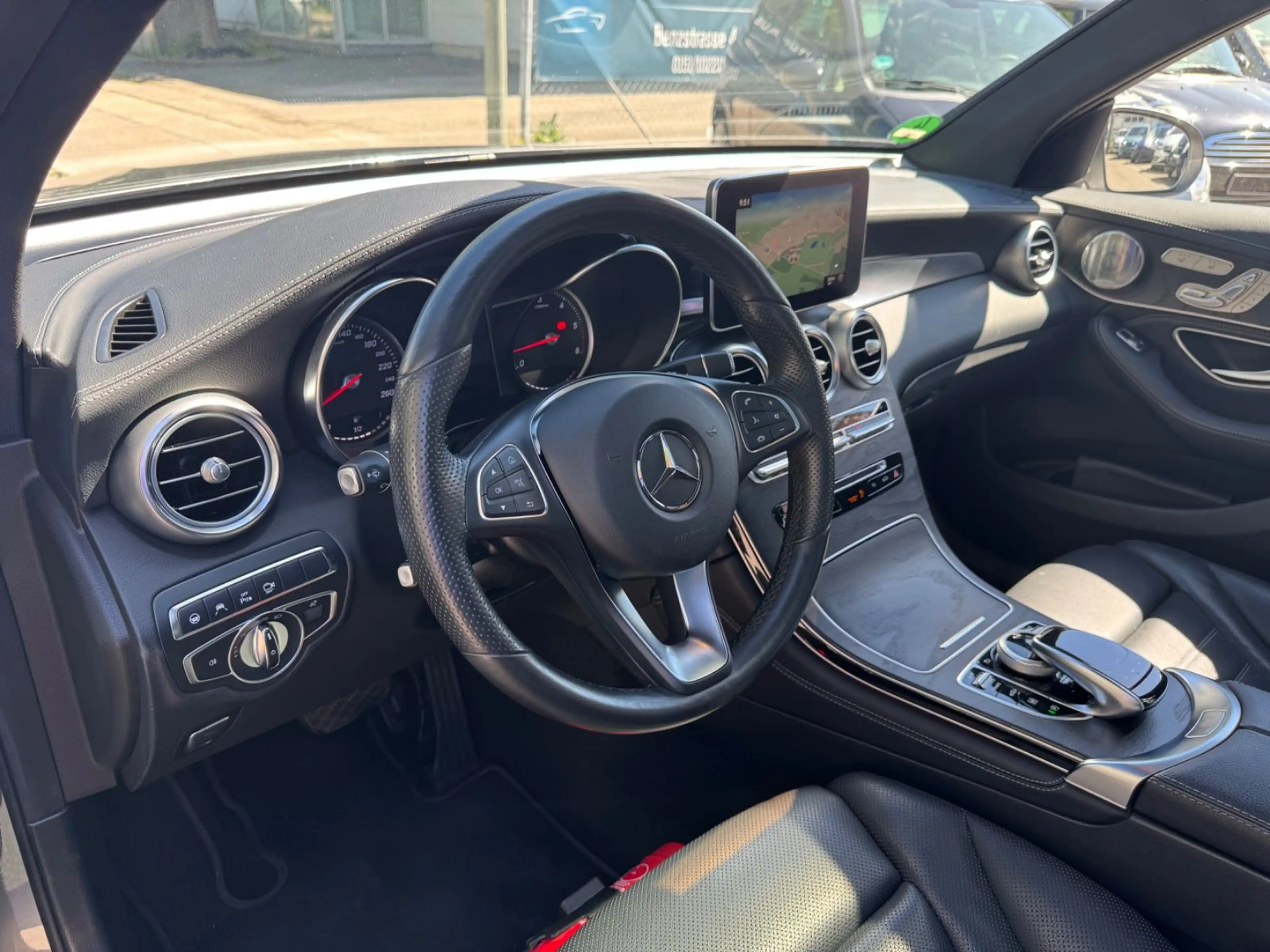 Mercedes-Benz GLC 350 d Exclusive/9G/4M/Airm/LED/Distr/Burm/360 — photo 14