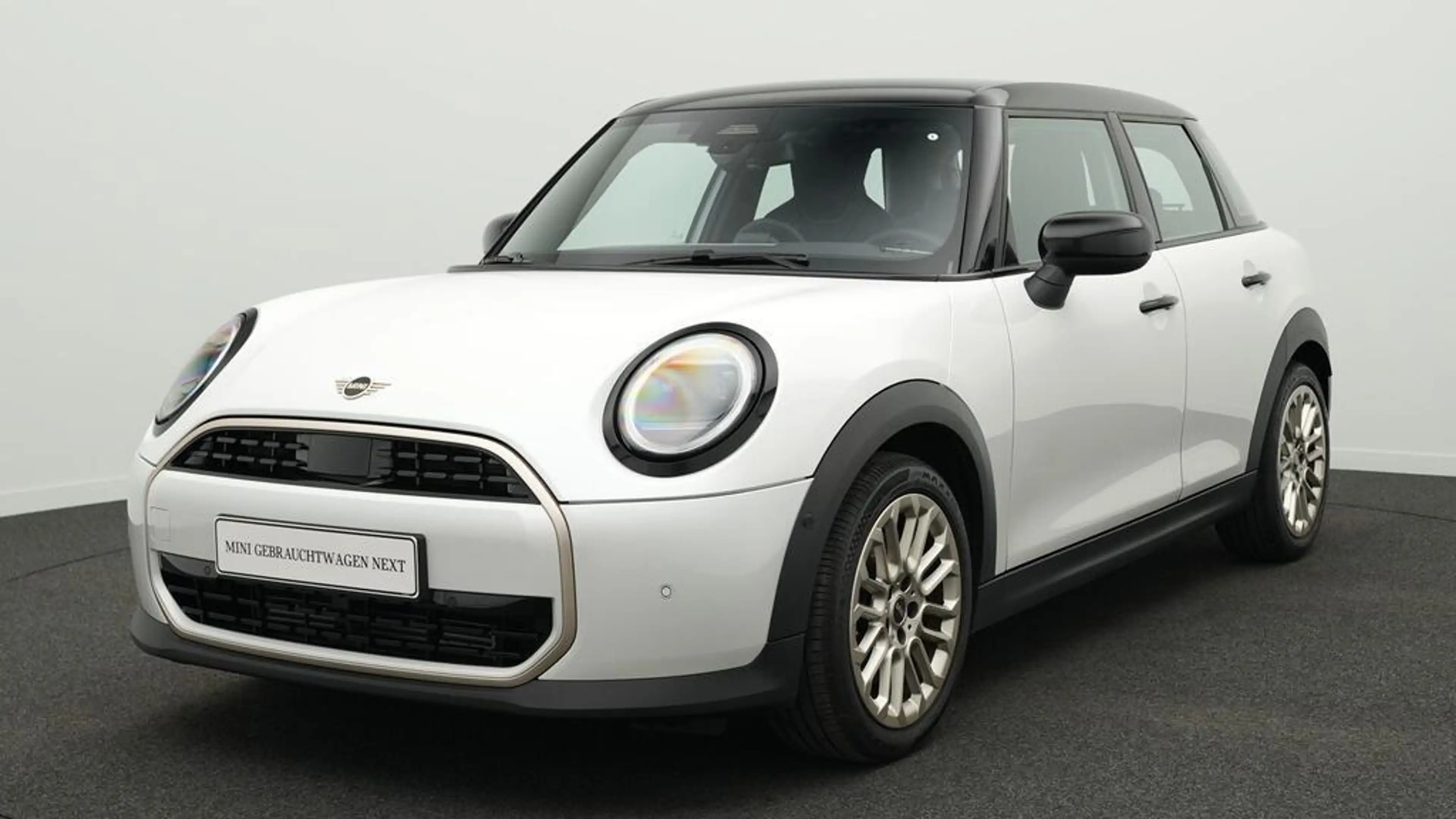 MINI Cooper C Favoured Trim