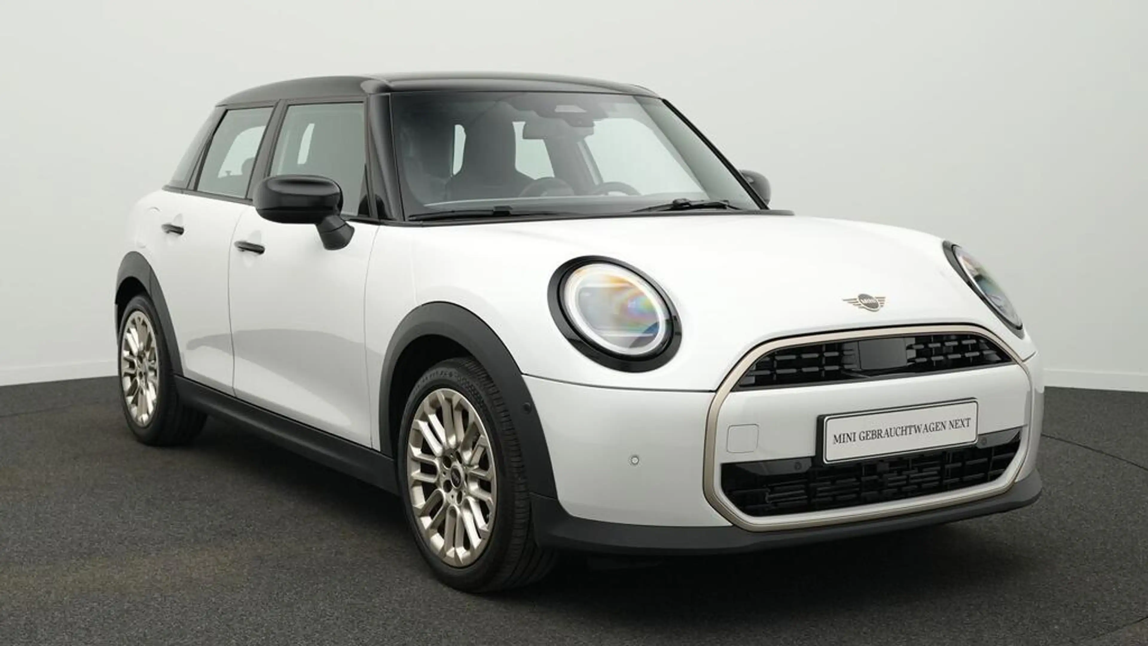 MINI Cooper C Favoured Trim — photo 15