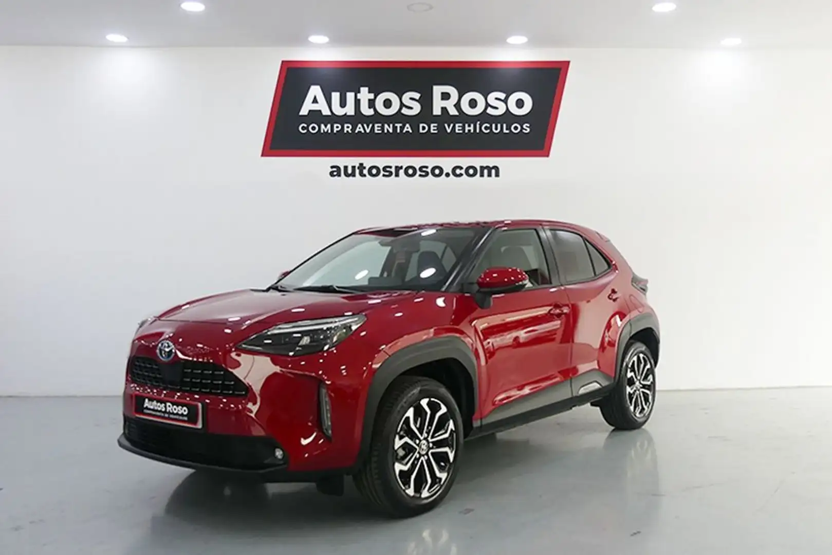 Toyota Yaris Cross 1.5 120H Style Rojo - 1