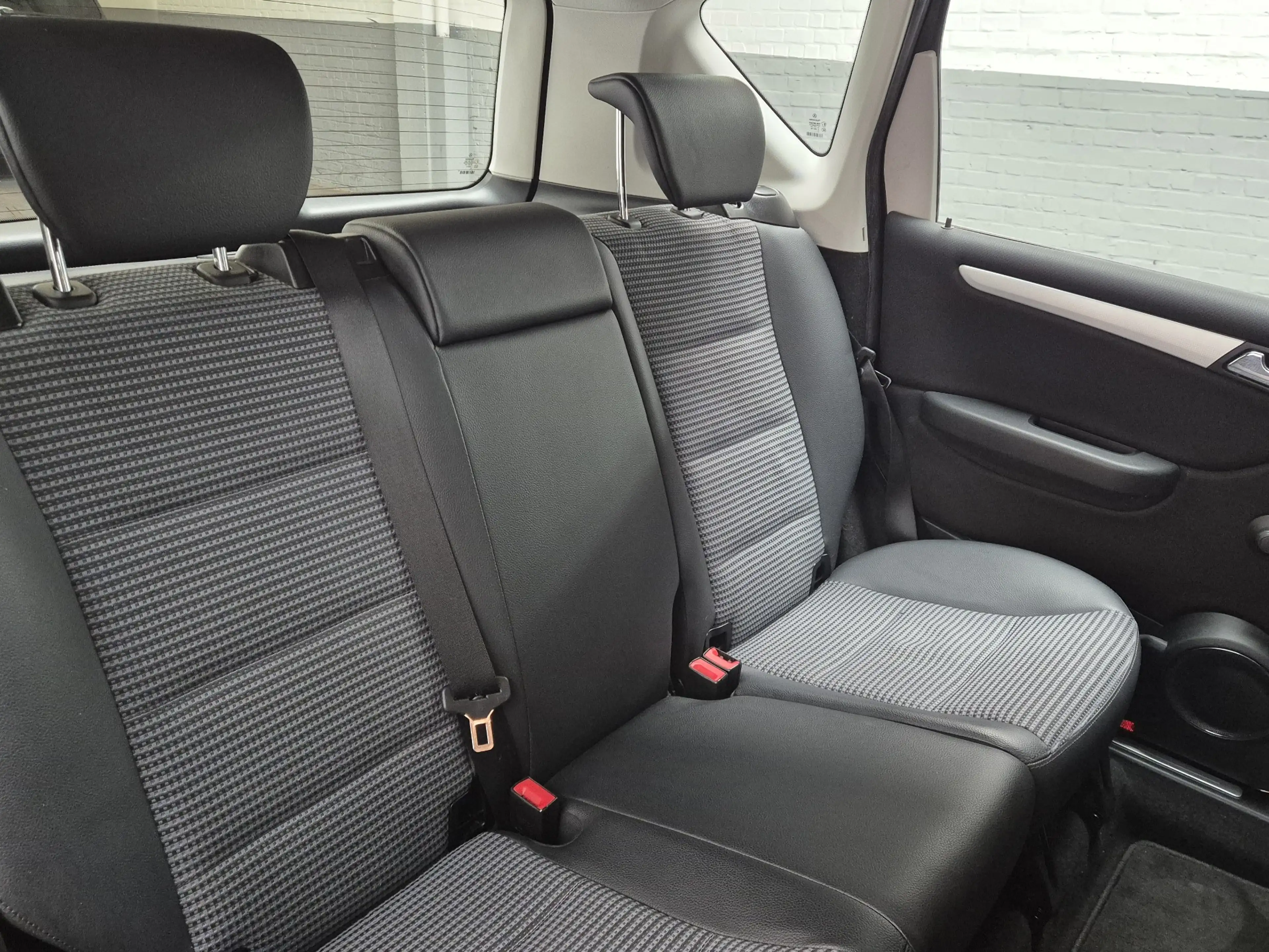 Mercedes-Benz A 150 A 150 Avantgarde - Très bel état ! - Carnet comple — photo 14
