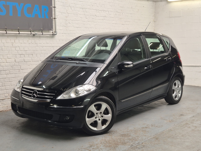Mercedes-Benz A 150 A 150 Avantgarde - Très bel état ! - Carnet comple — photo 2