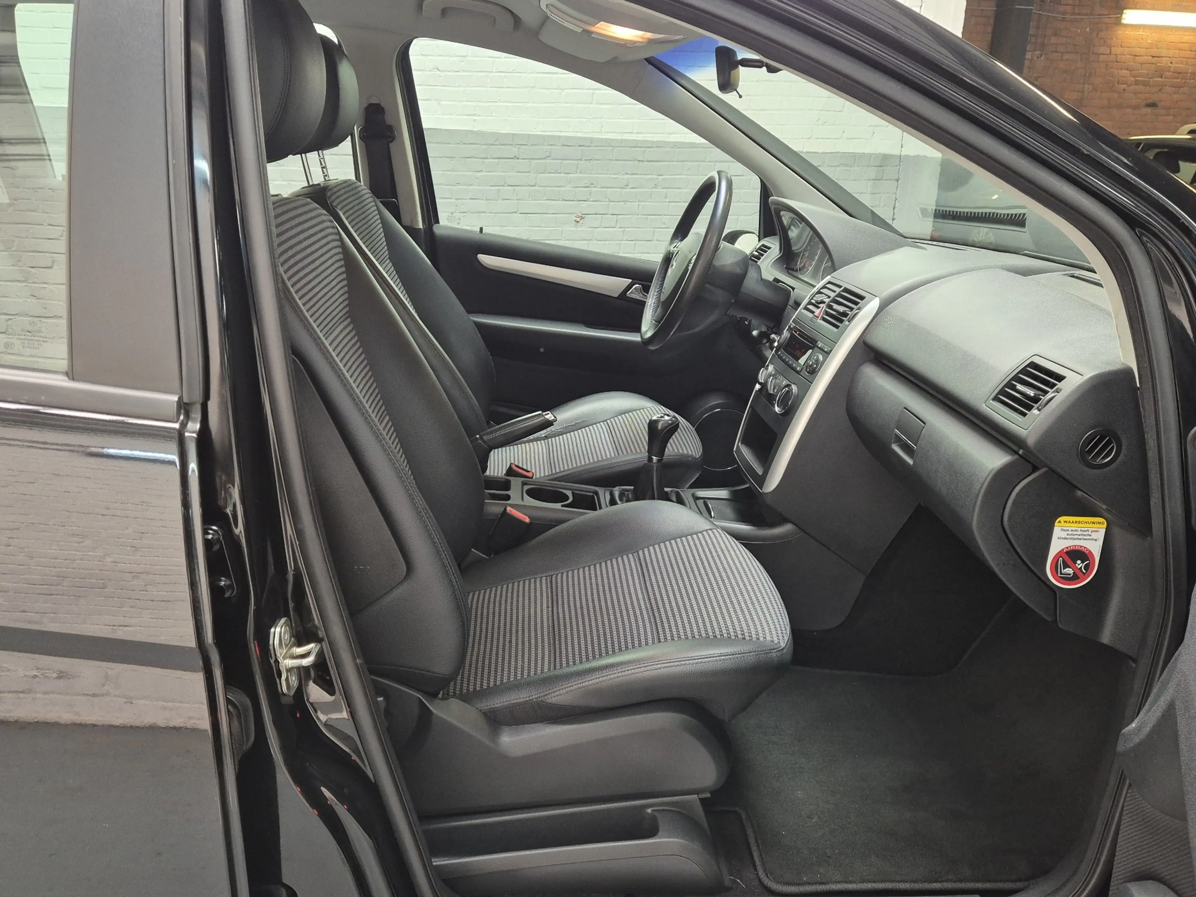 Mercedes-Benz A 150 A 150 Avantgarde - Très bel état ! - Carnet comple — photo 12