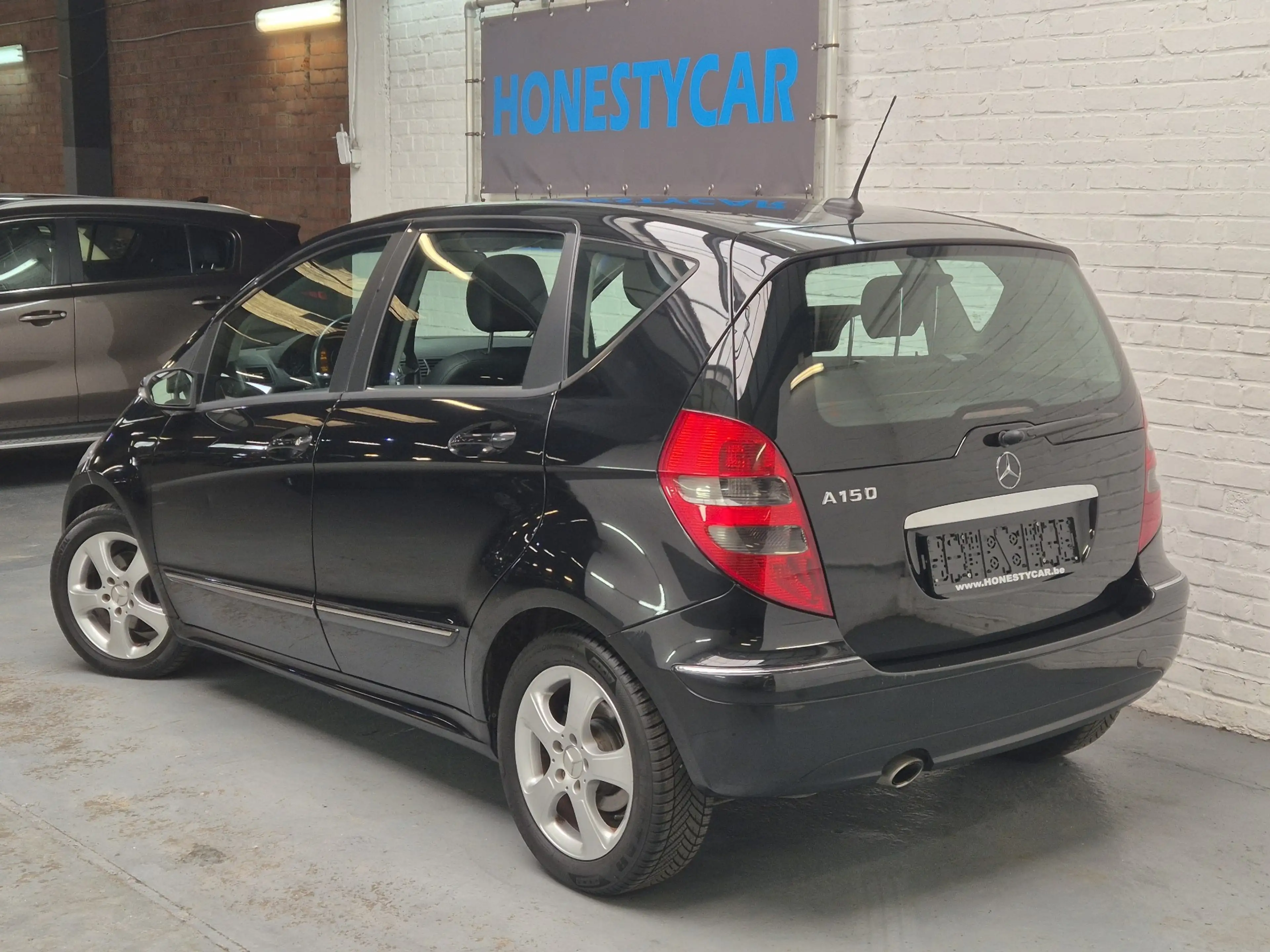 Mercedes-Benz A 150 A 150 Avantgarde - Très bel état ! - Carnet comple — photo 4
