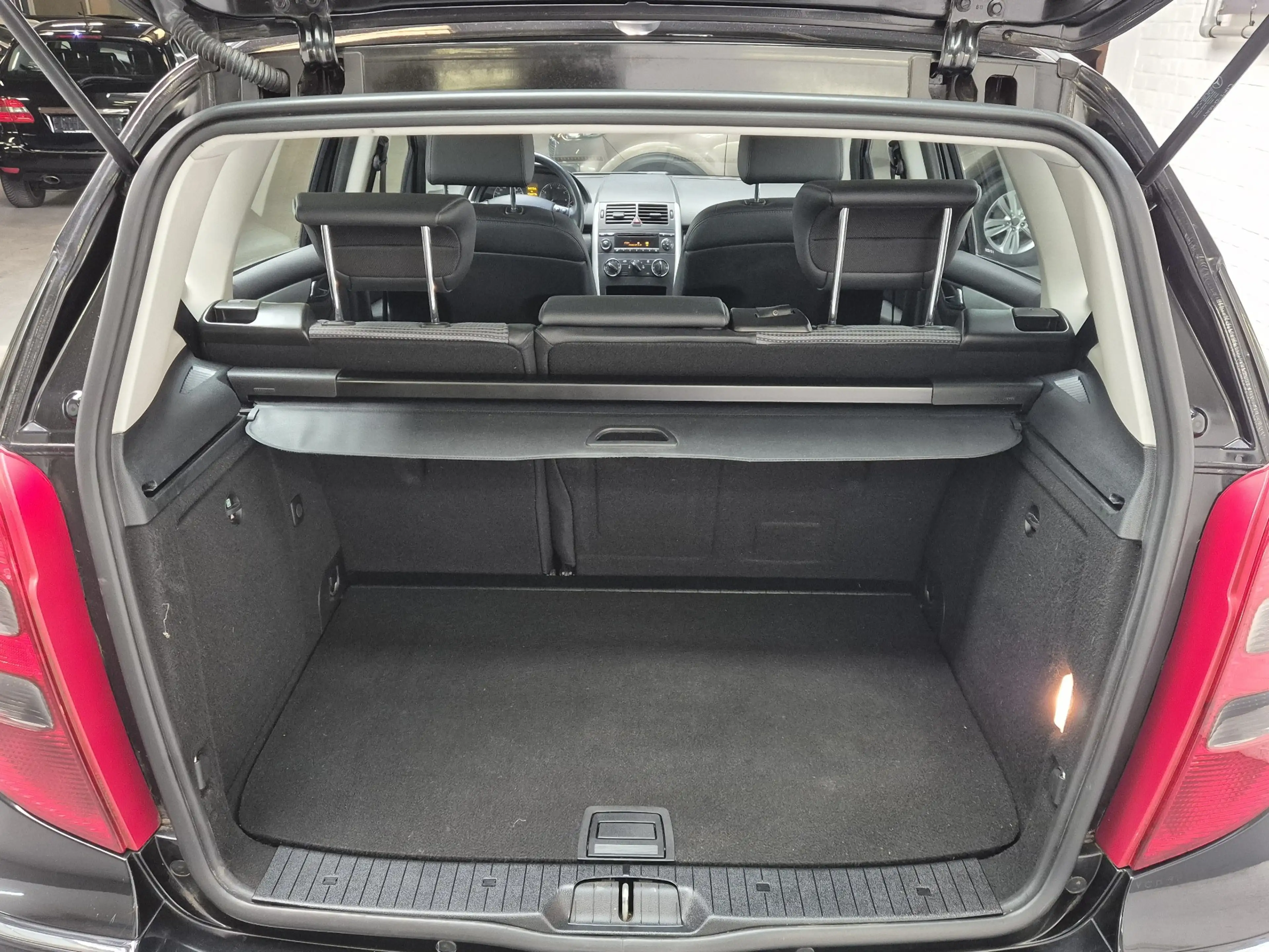 Mercedes-Benz A 150 A 150 Avantgarde - Très bel état ! - Carnet comple — photo 15