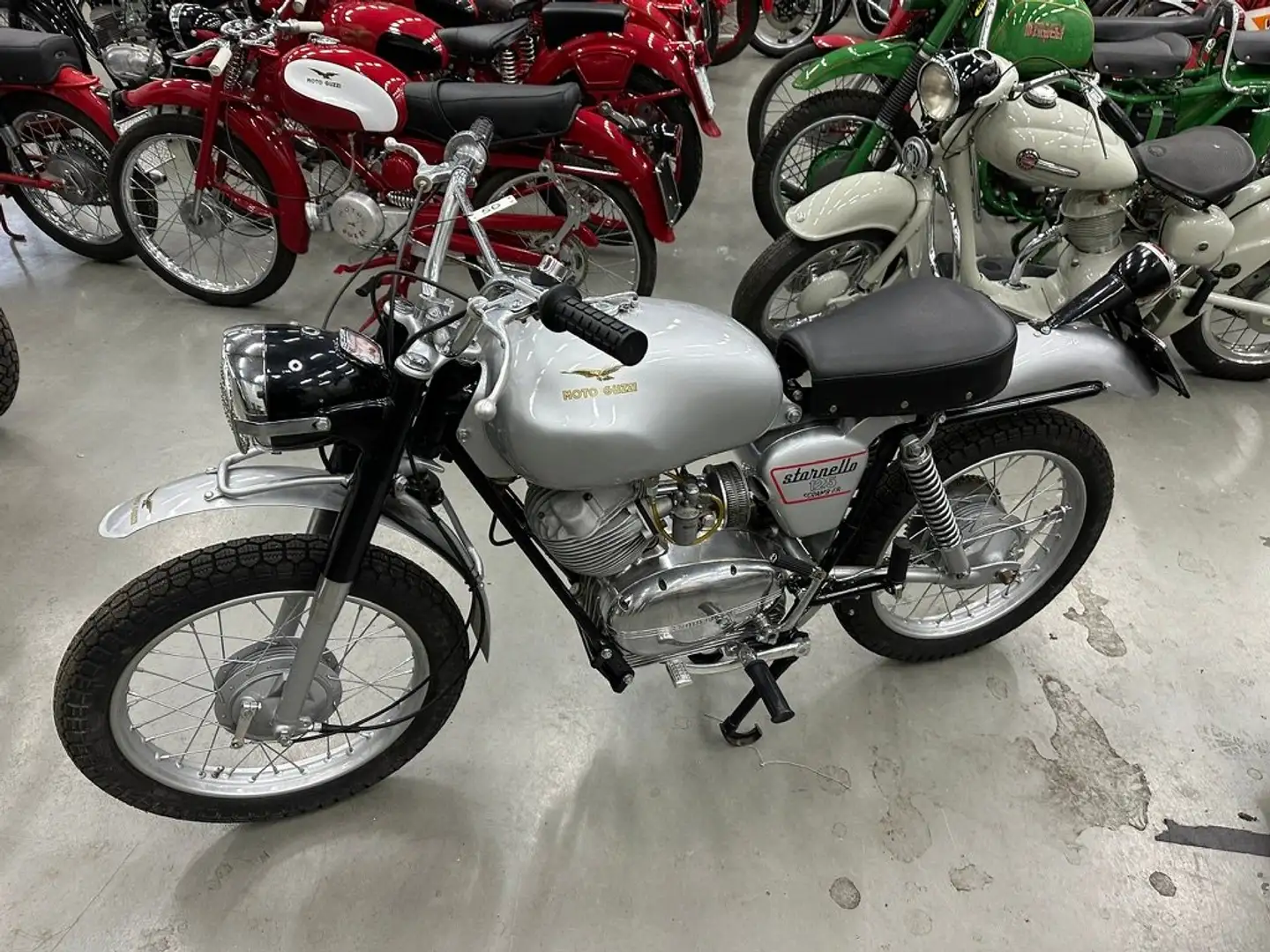 Moto Guzzi Stornello 125 SCRAMBLER - 1