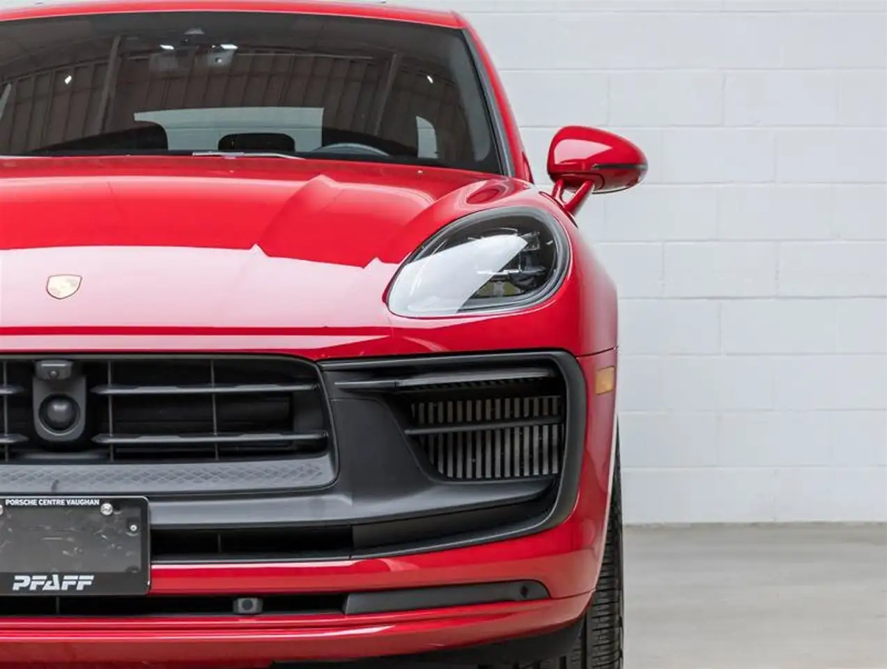 Porsche Macan photo Porsche Macan