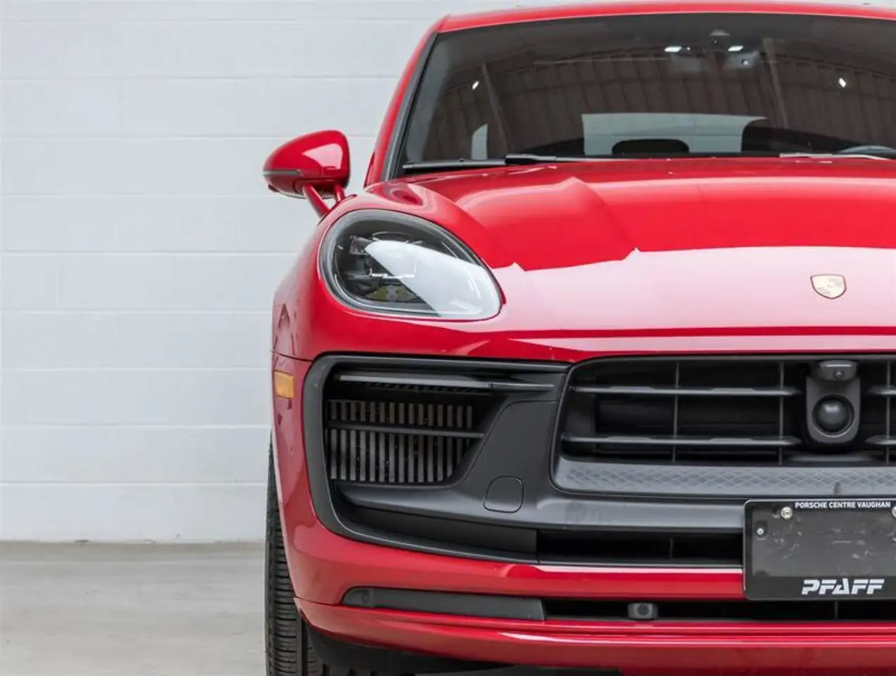 Porsche Macan photo Porsche Macan