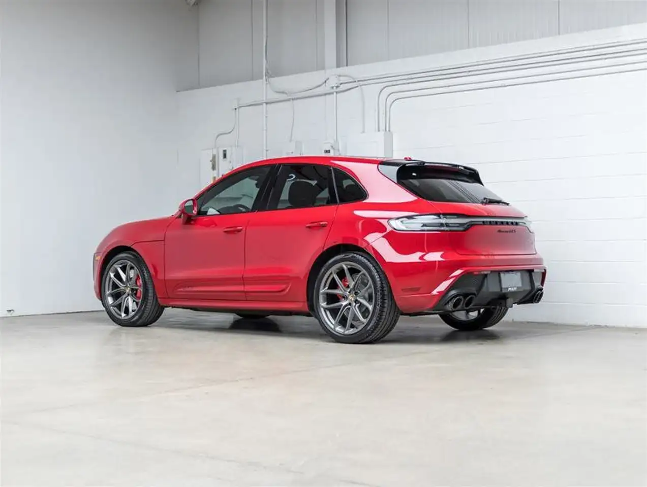 Porsche Macan photo Porsche Macan
