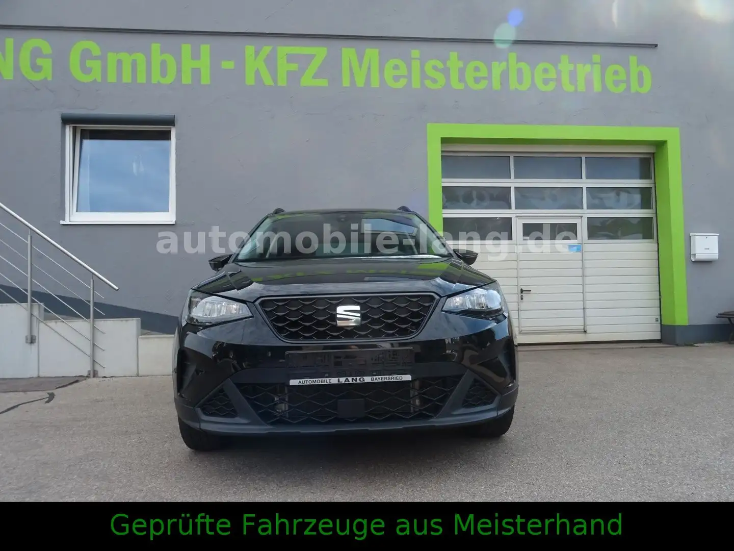 SEAT Arona 1,0 Style #SHZ #LED #PDC #NAVI Zwart - 2