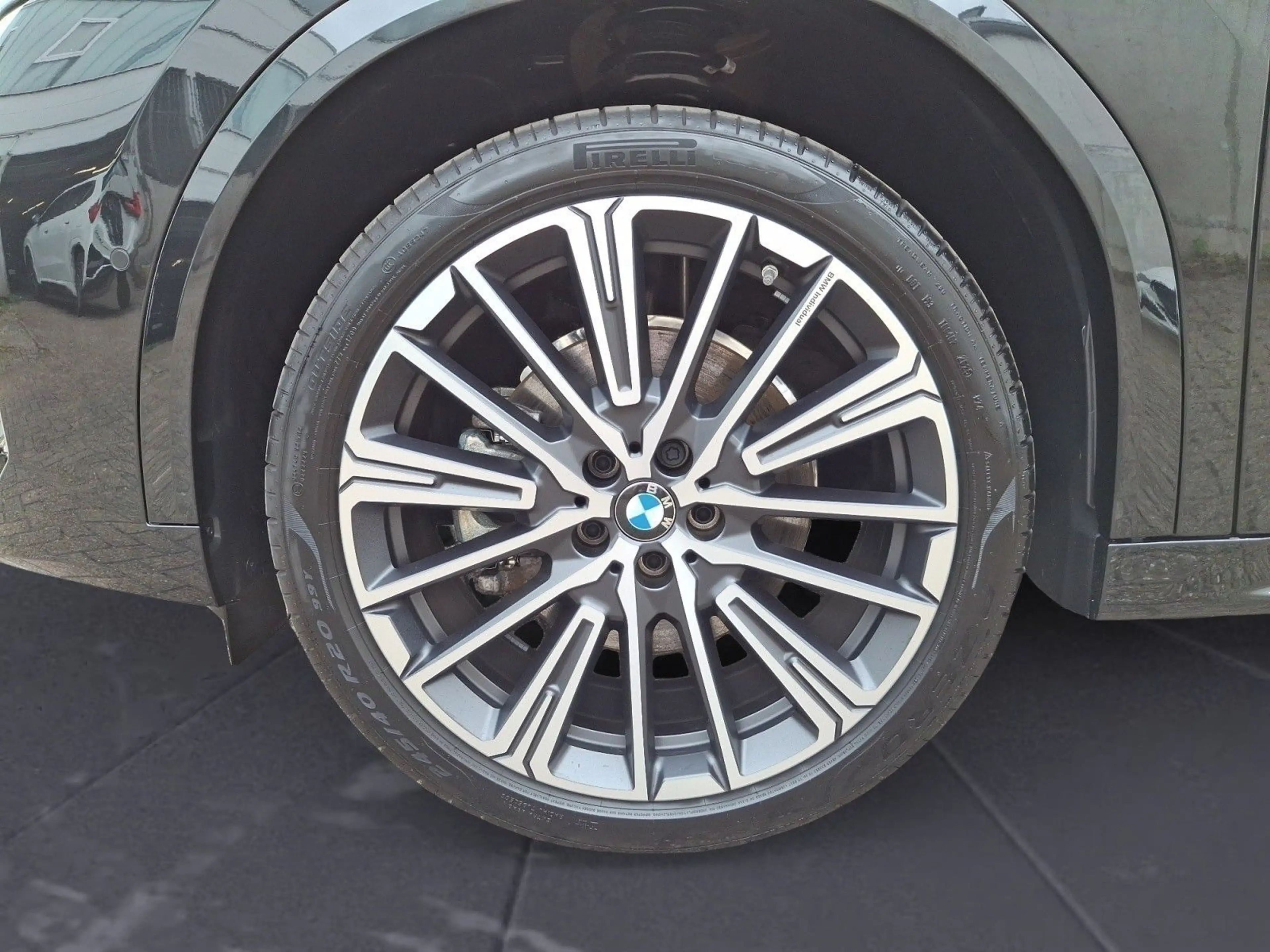 BMW iX2 ix2 xDrive30 M Sportpaket Head-Up AHK Sportsitze — photo 8