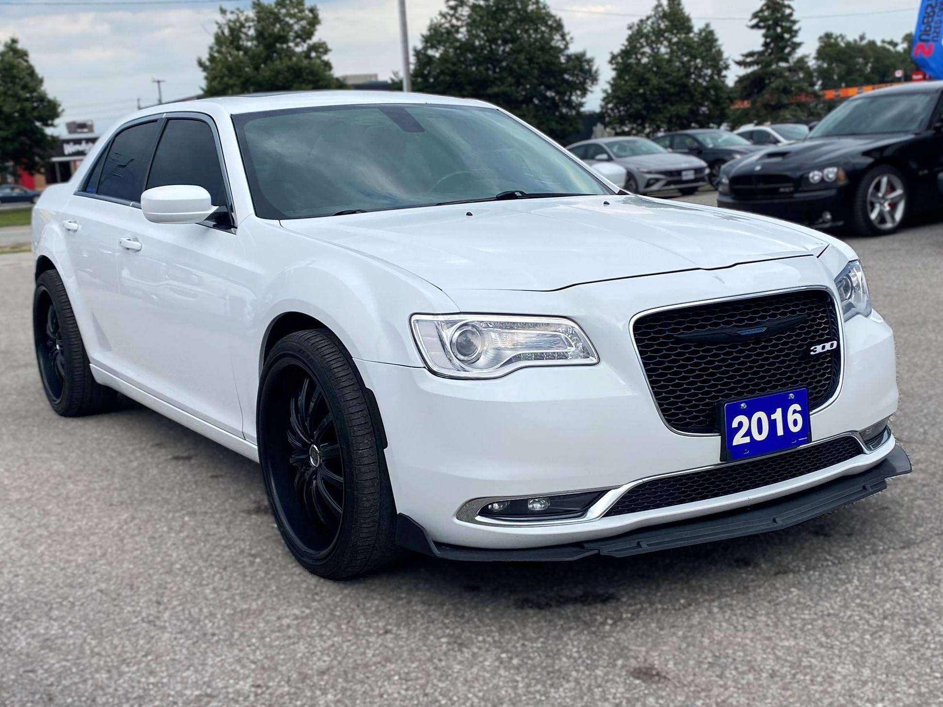 2016 Chrysler 300