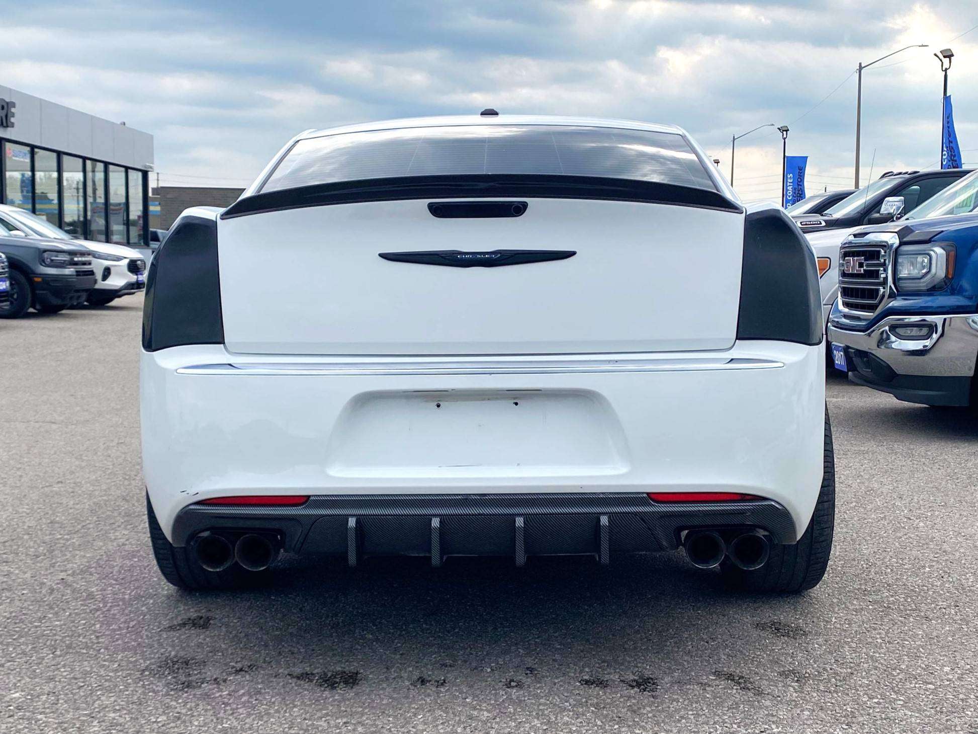 2016 Chrysler 300