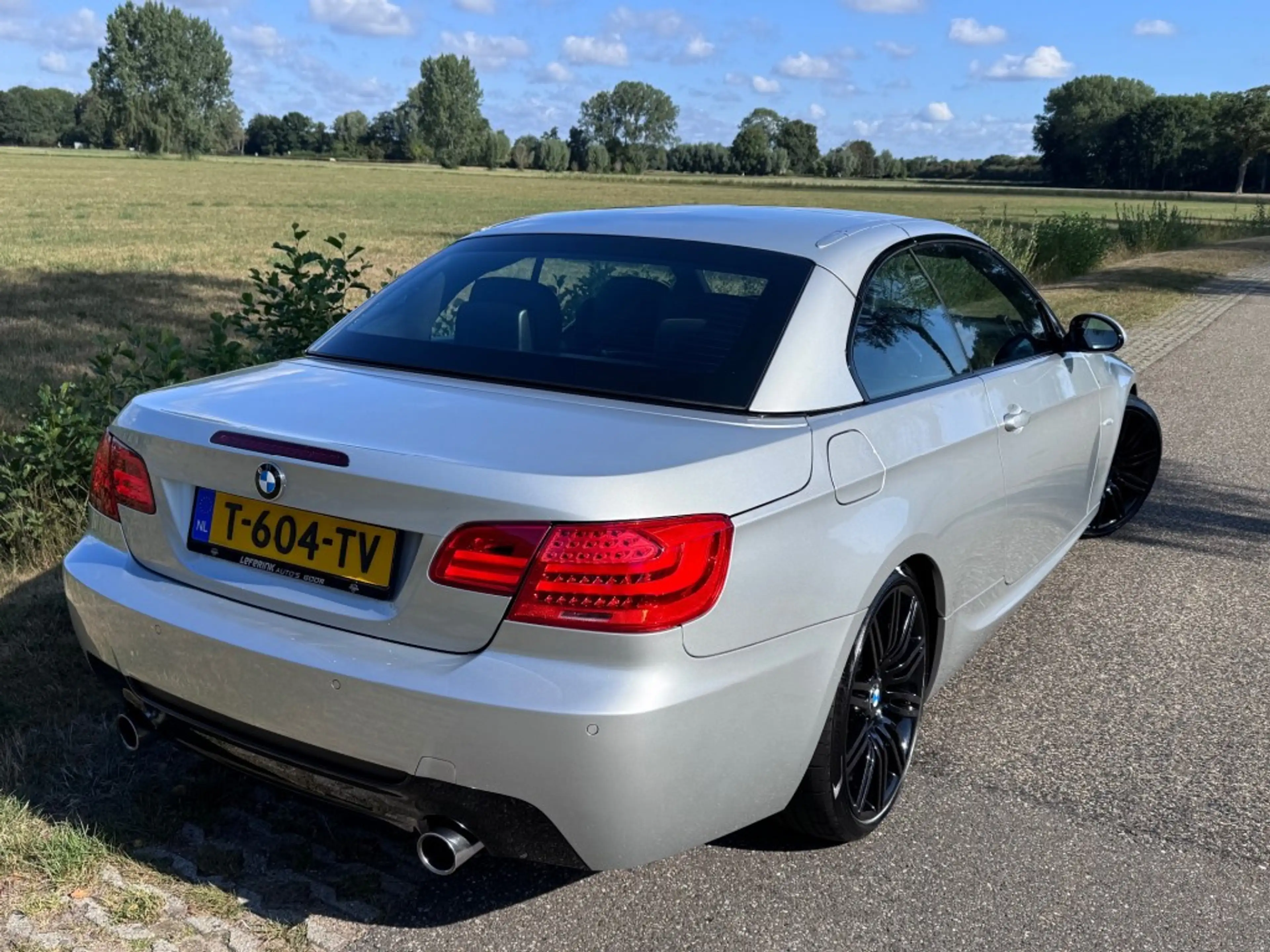 BMW 335 335 I CABRIO / MPACK / LEDER / LED / 19 INCH — photo 40
