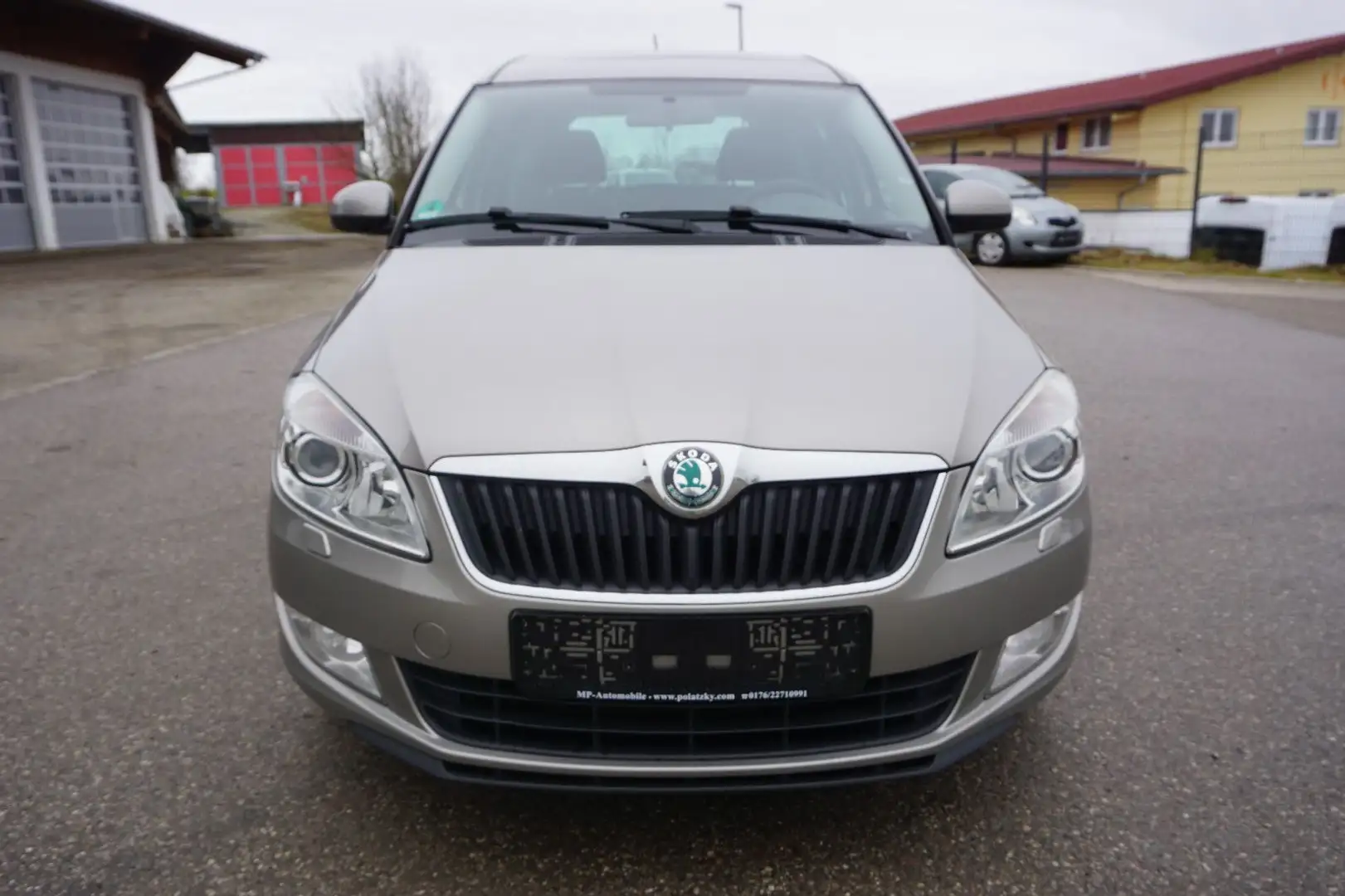 Skoda Roomster Style Panorama Klimaauto. Tempo AHK Beige - 2