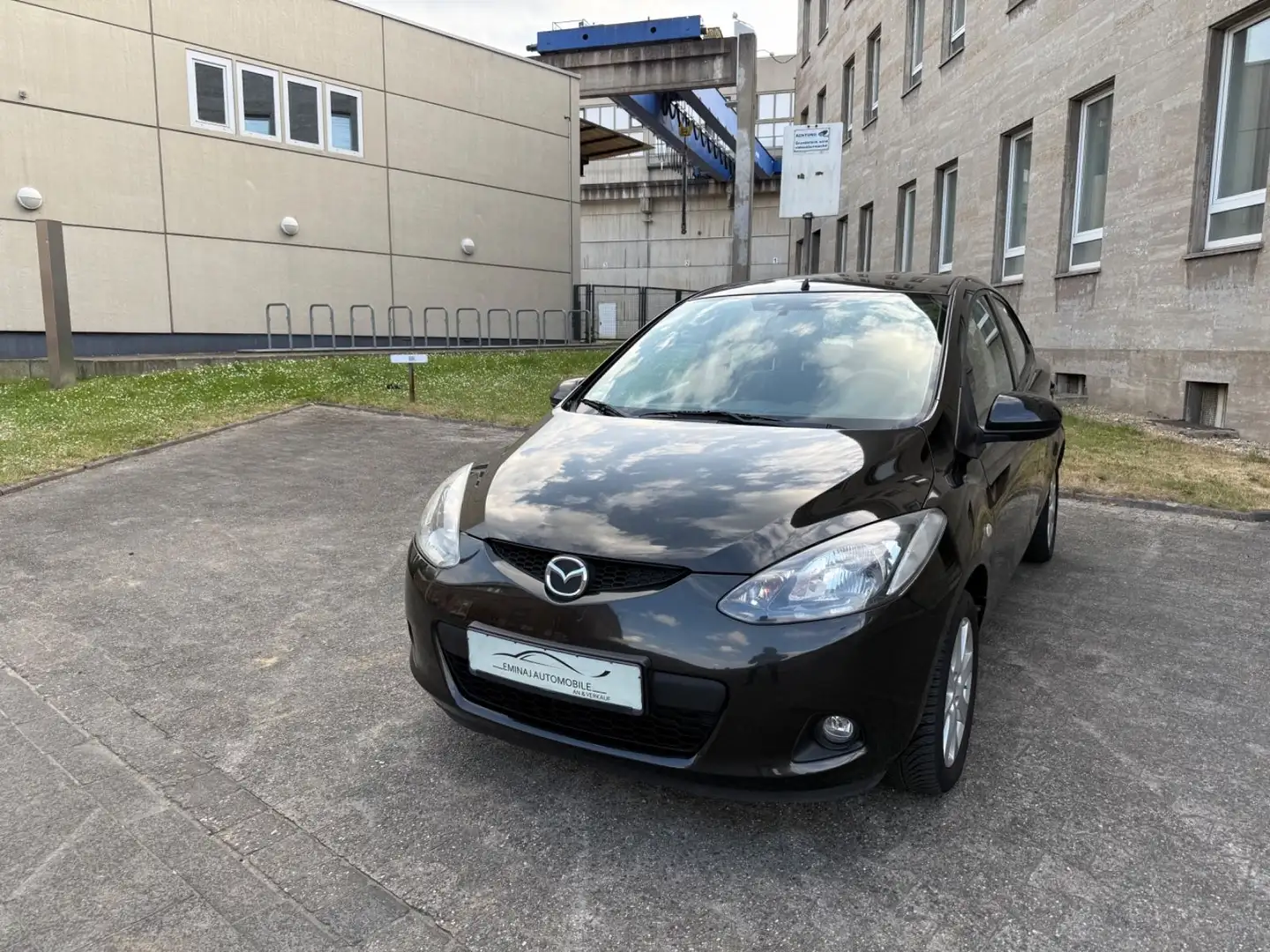 Mazda 2 Lim. 1.3 90th Anniversary Alu Klima Schwarz - 1
