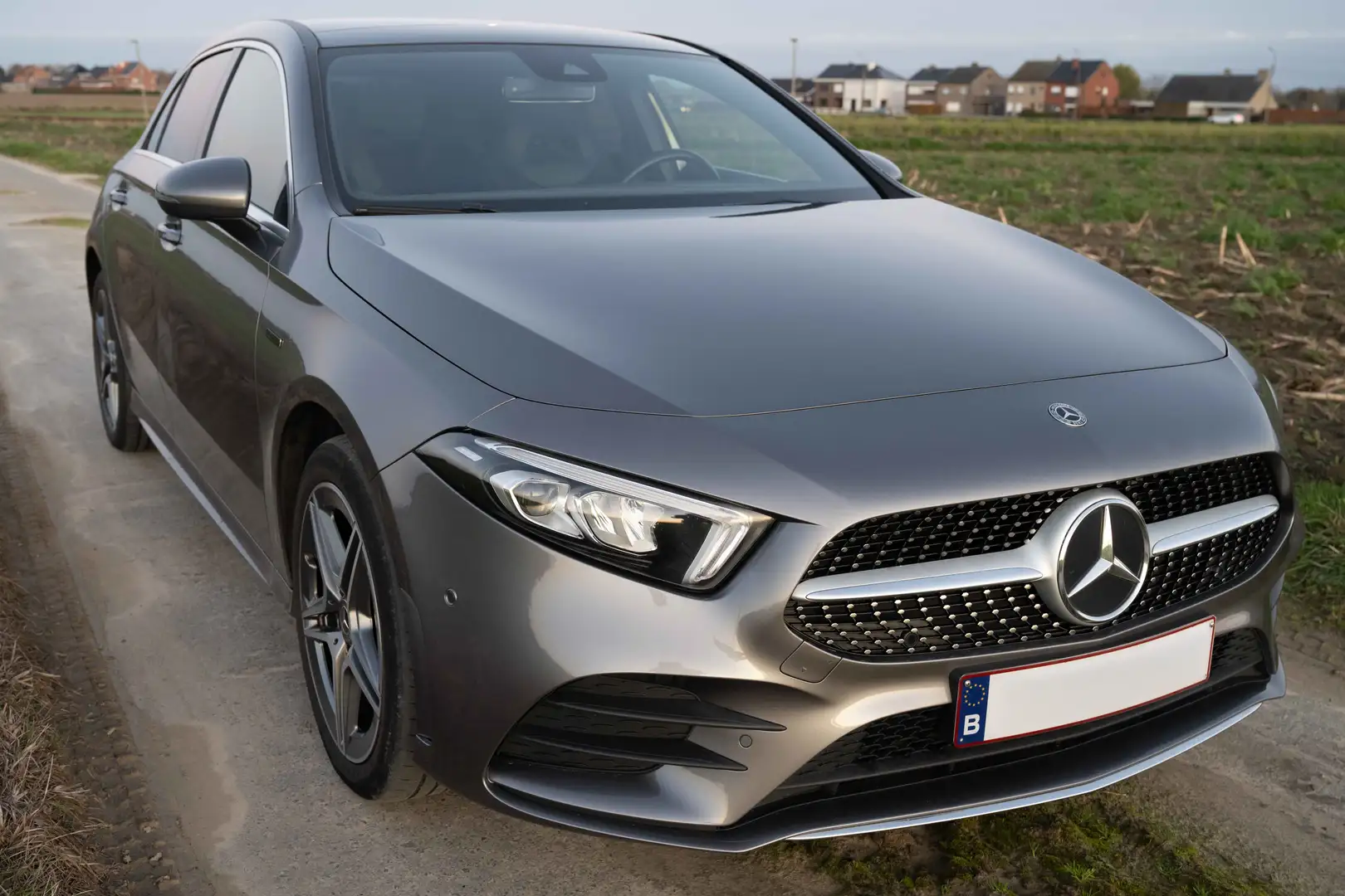Mercedes-Benz A 250 A 250 e 8G-DCT AMG Line - 1