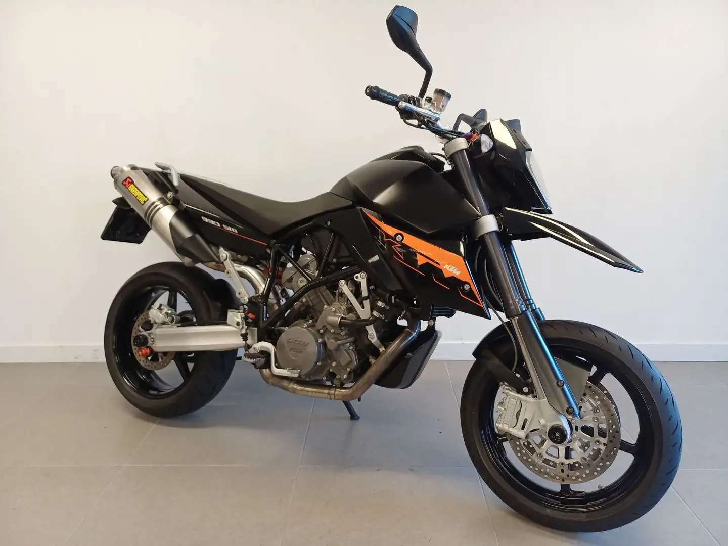 KTM 990 Supermoto R Zwart - 2