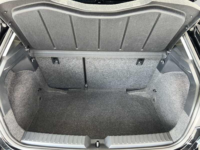 SEAT Ibiza Reference — photo 15