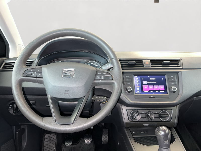 SEAT Ibiza Reference — photo 9