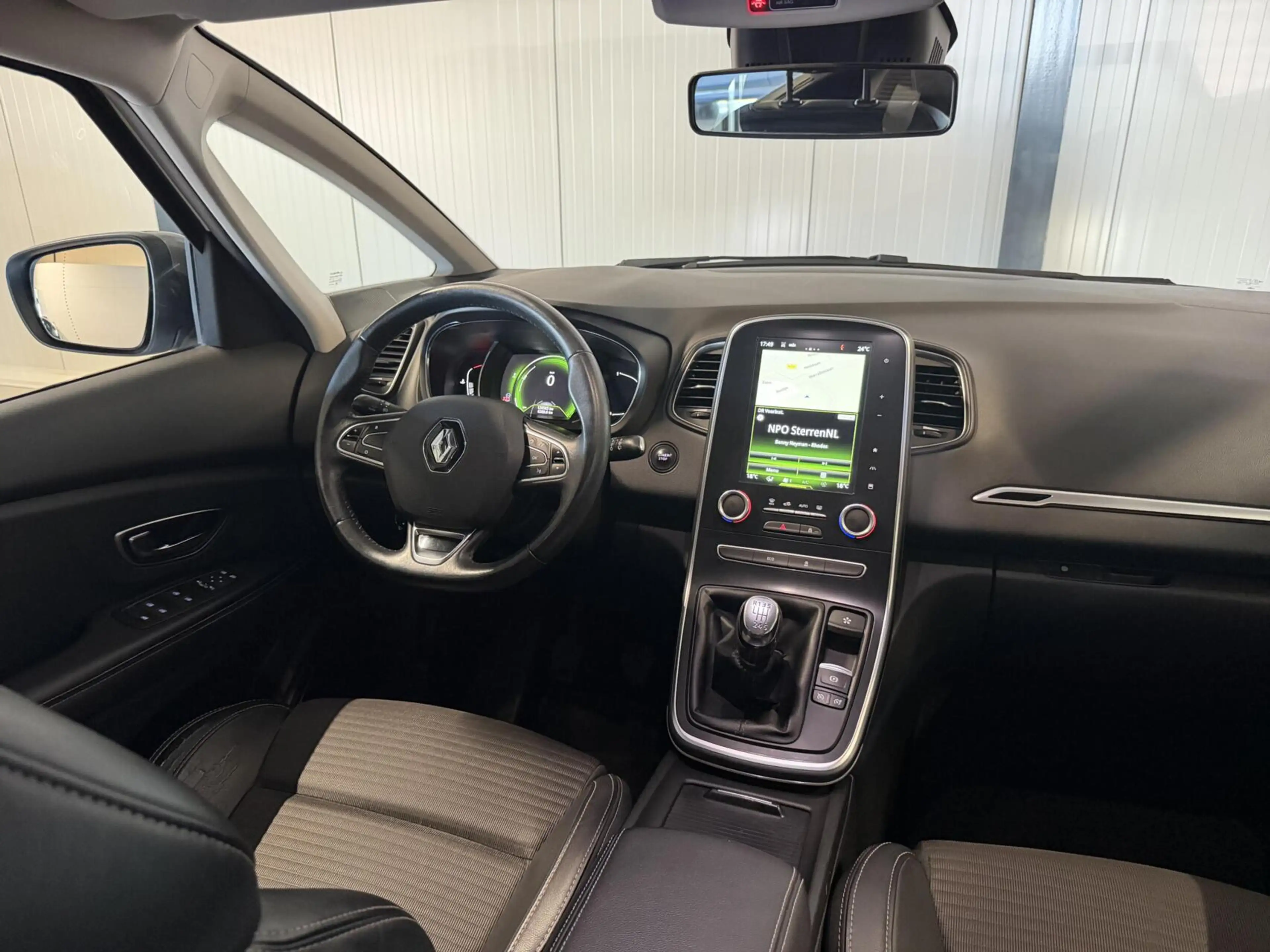 Renault Grand Scenic 1.2 TCe Intens 7 Persoons Cruise Navi — photo 16