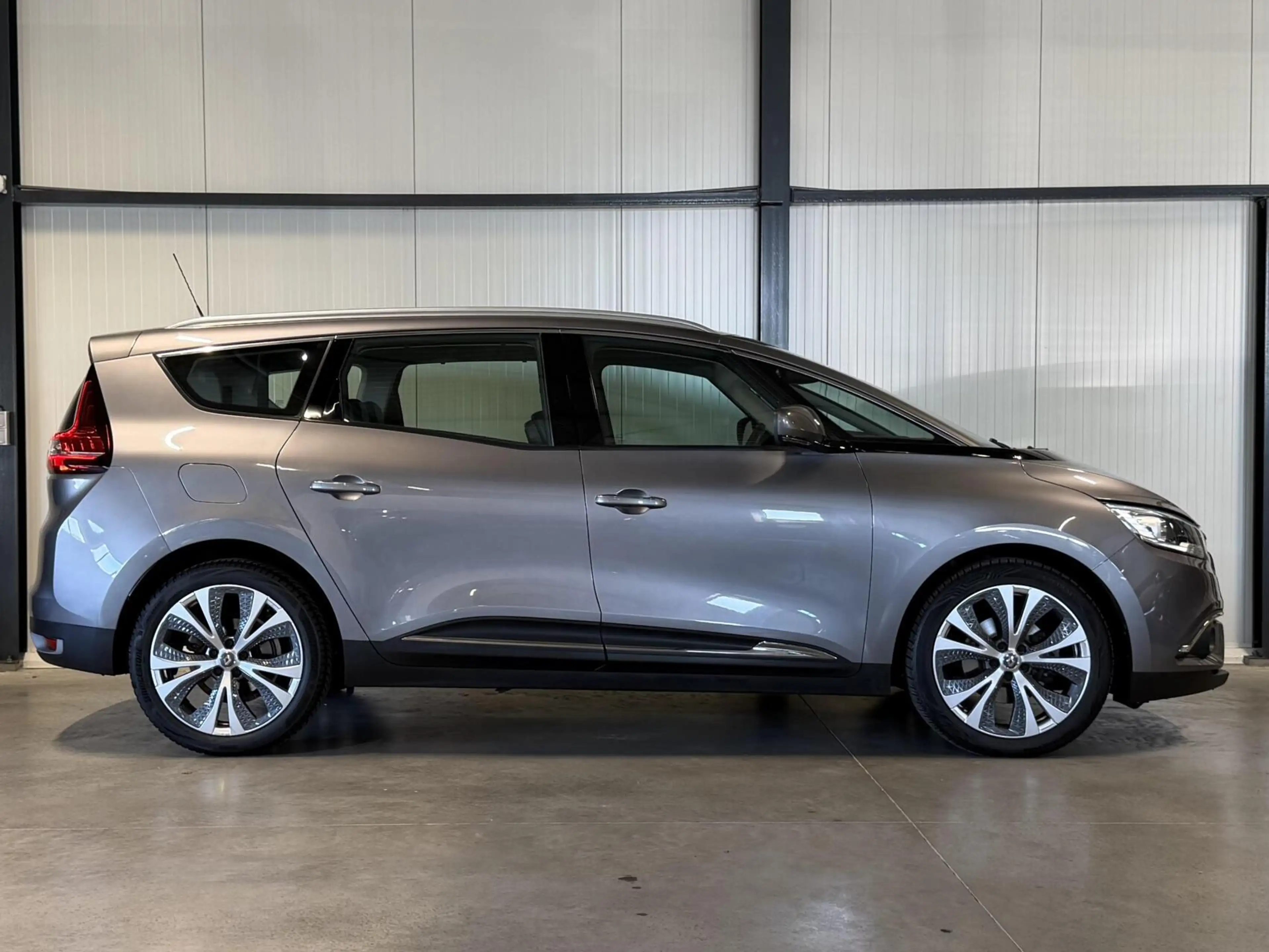 Renault Grand Scenic 1.2 TCe Intens 7 Persoons Cruise Navi — photo 9
