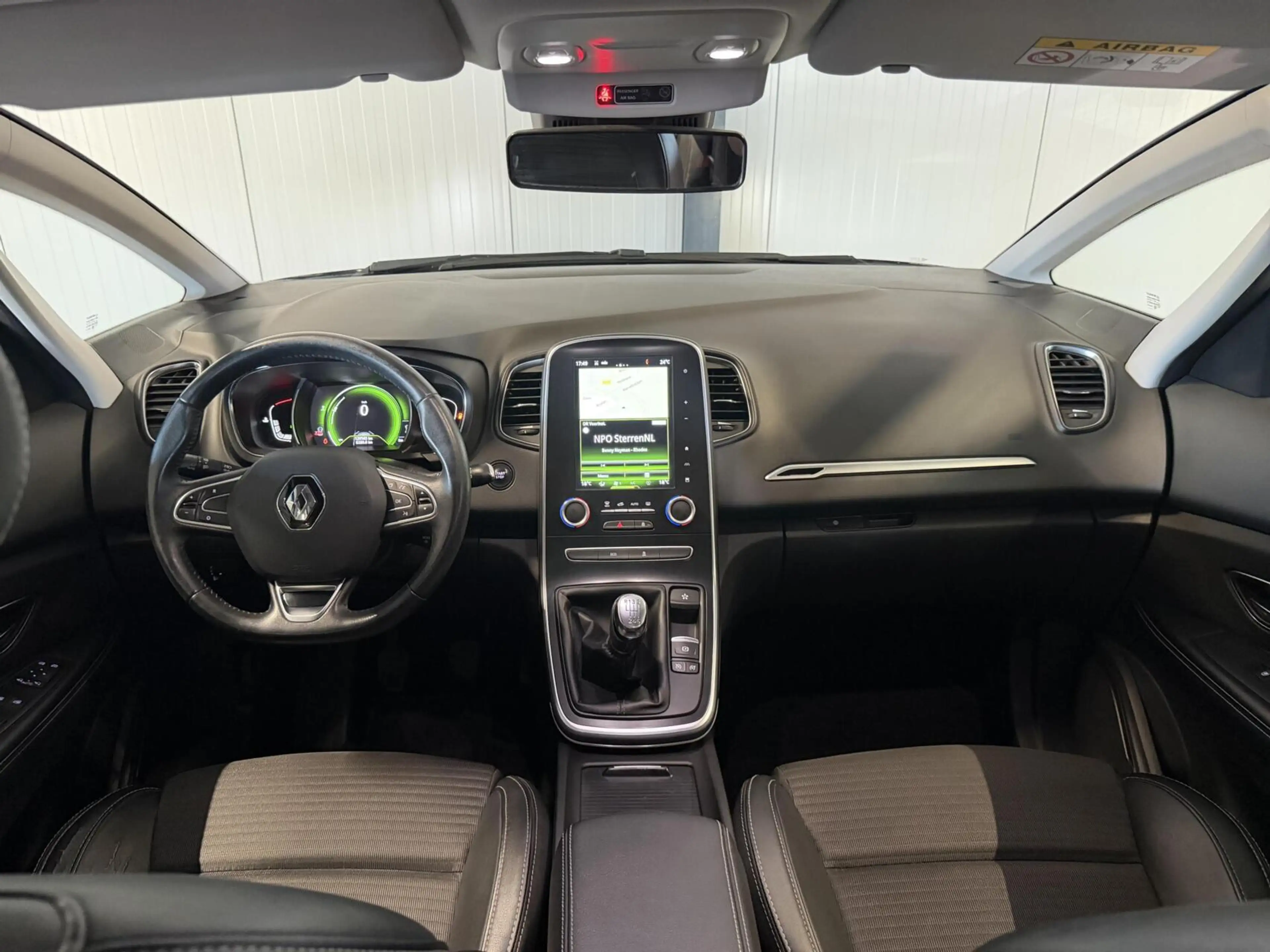 Renault Grand Scenic 1.2 TCe Intens 7 Persoons Cruise Navi — photo 17