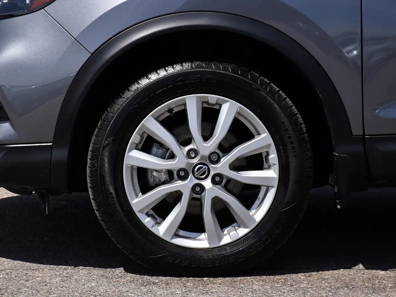 Nissan Qashqai снимка Nissan Qashqai