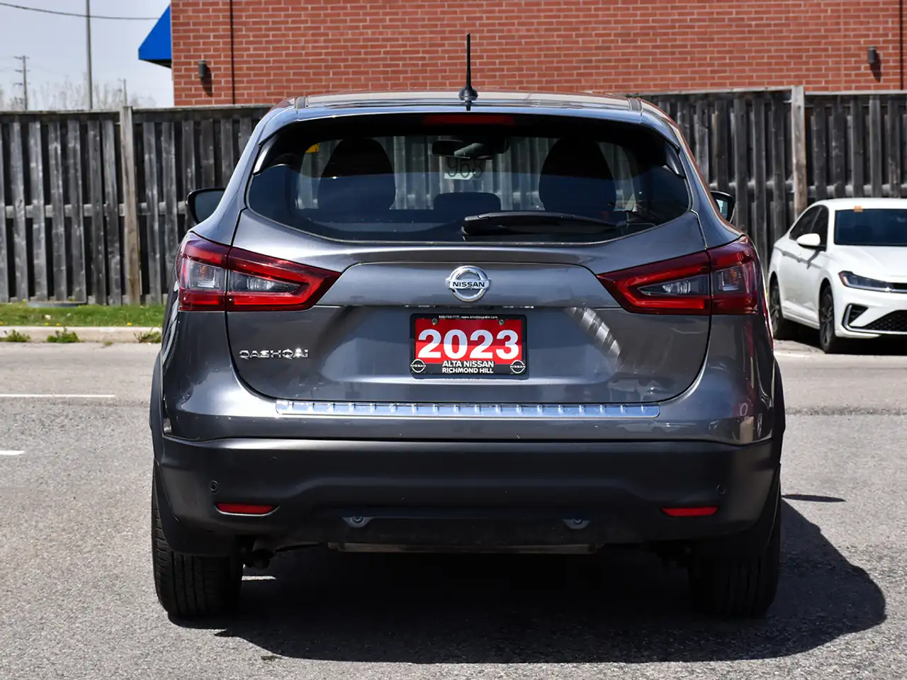 Nissan Qashqai снимка Nissan Qashqai