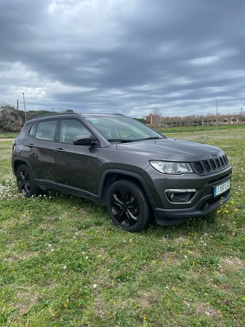 Jeep Compass 1.4 Multiair Night Eagle 4x2 103kW Gris - 2