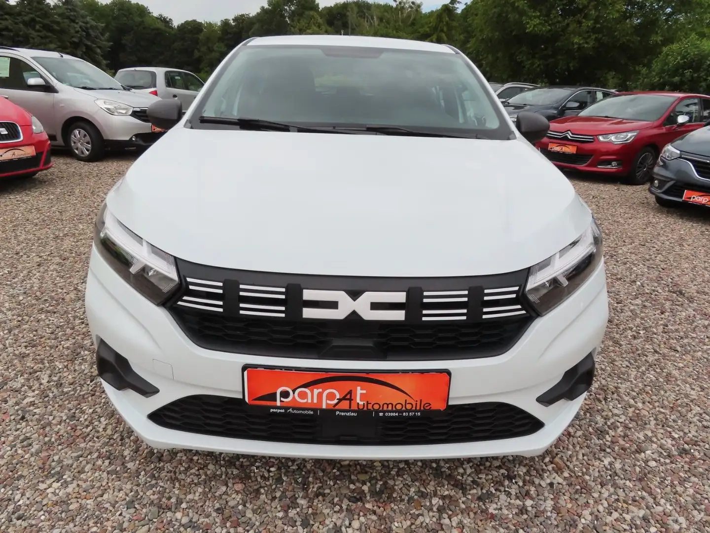 Dacia Sandero . Klima Weiß - 2