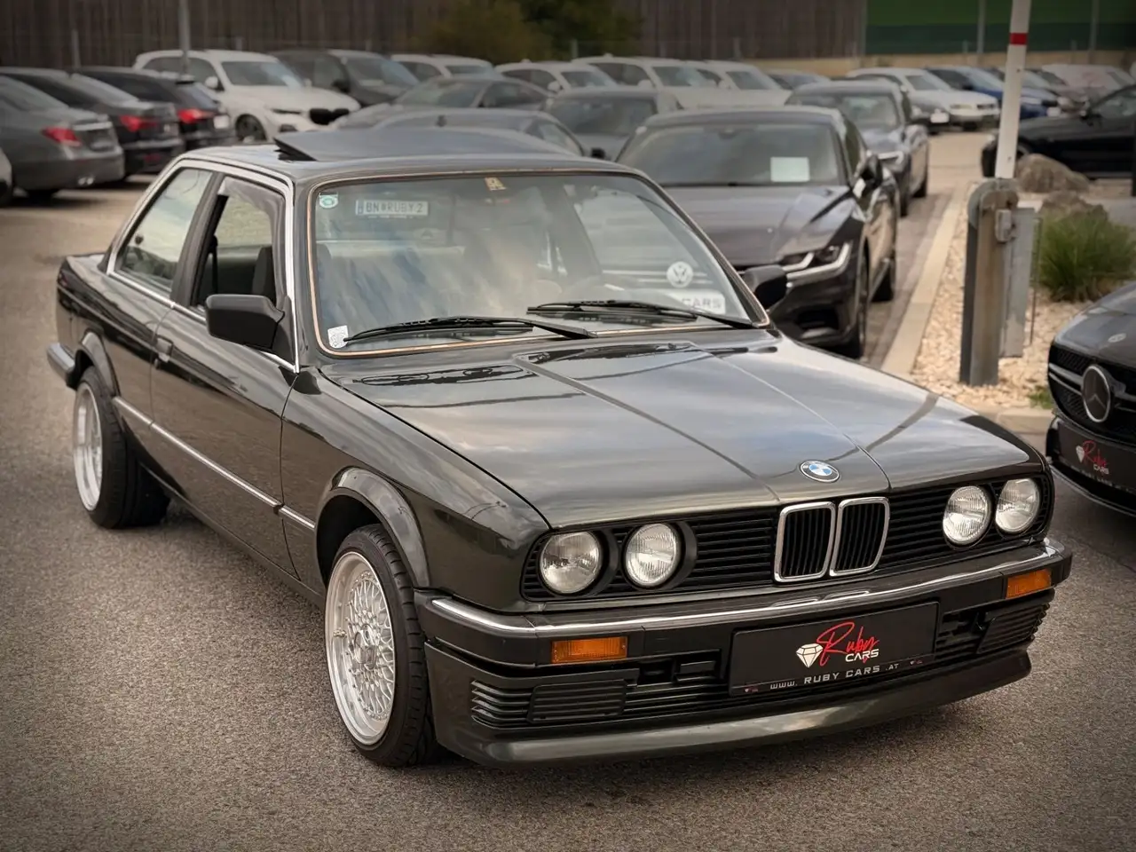 BMW 320 i E30 Chrom Modell, foto 4