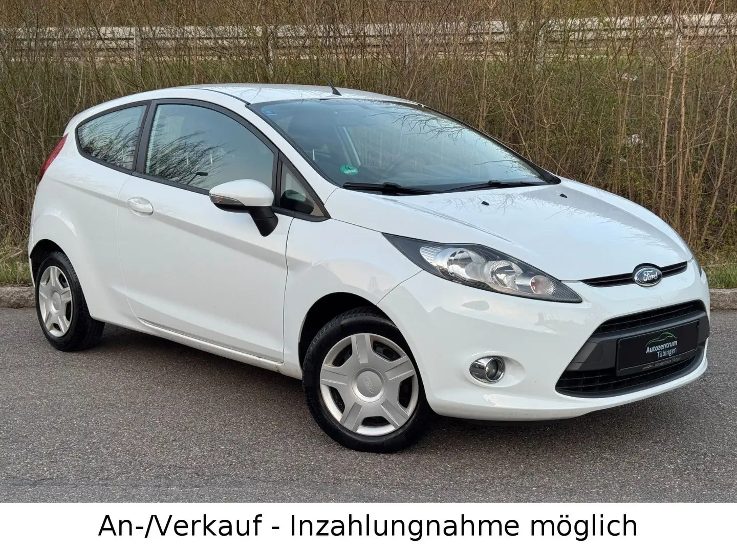 Ford Fiesta 1.25 Champions Edition KLIMA | SHZ | AUX Blanc - 2