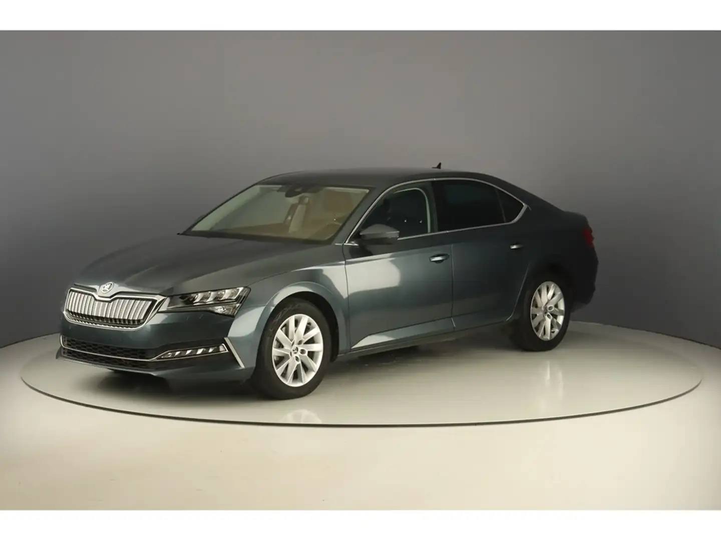 Skoda Superb 1.4TSi iV 218pk Style Pack Premium Gris - 1