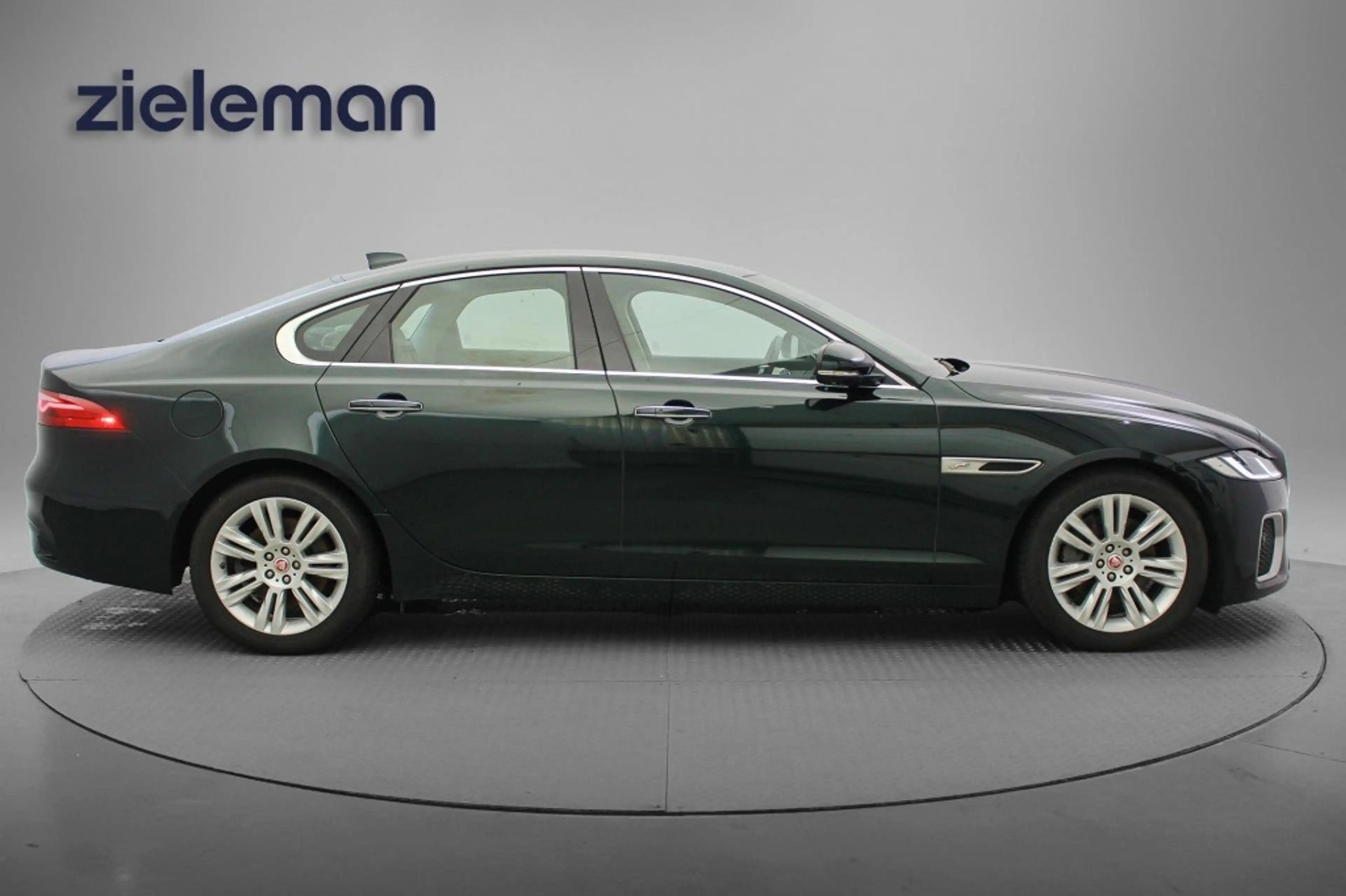 Jaguar XF Sedan 2.0 D200 R-Dynamic S Automaat - Digitaal Coc — photo 19