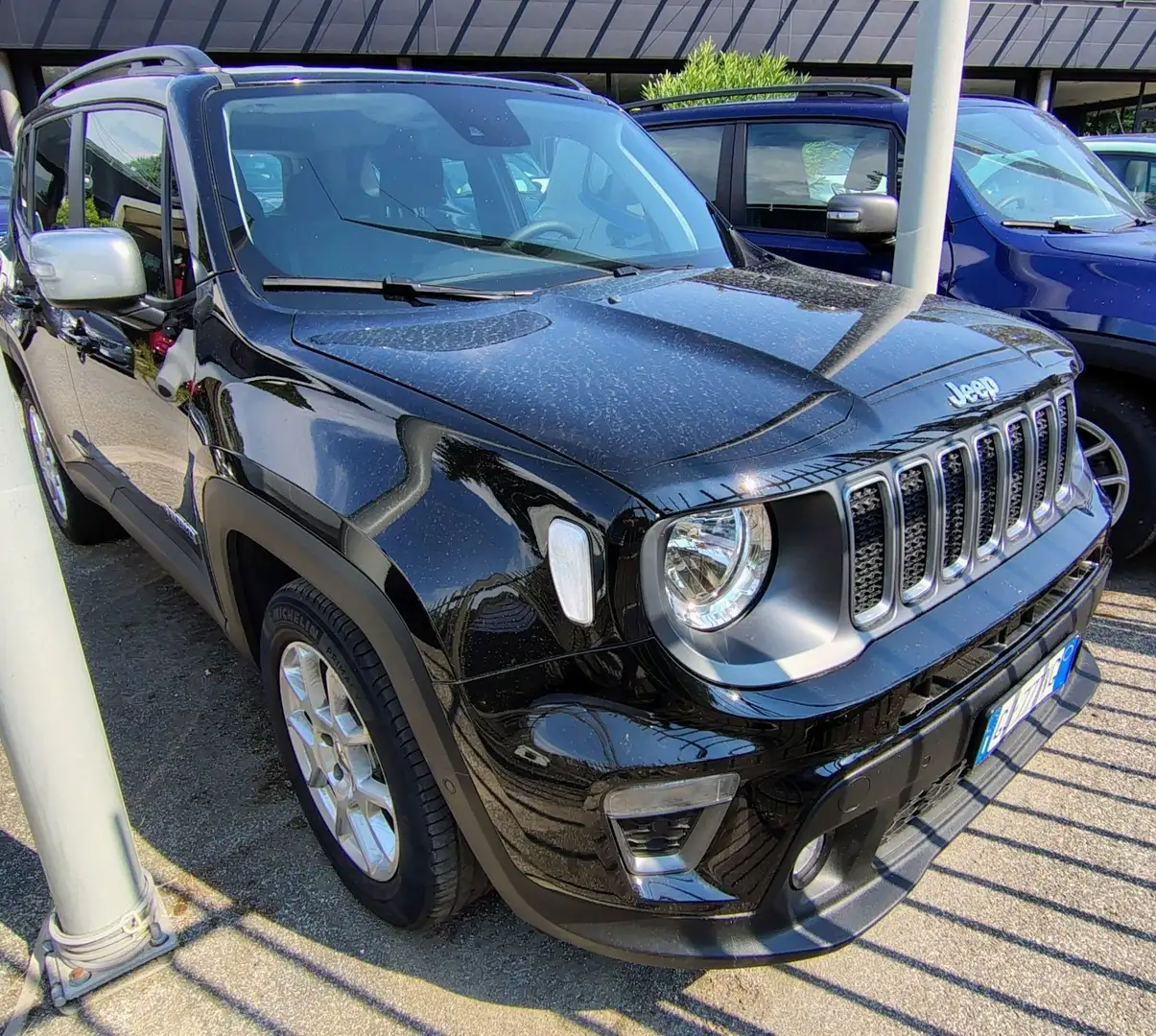 Jeep Renegade 1.5 Turbo T4 MHEV Limited Zwart - 2