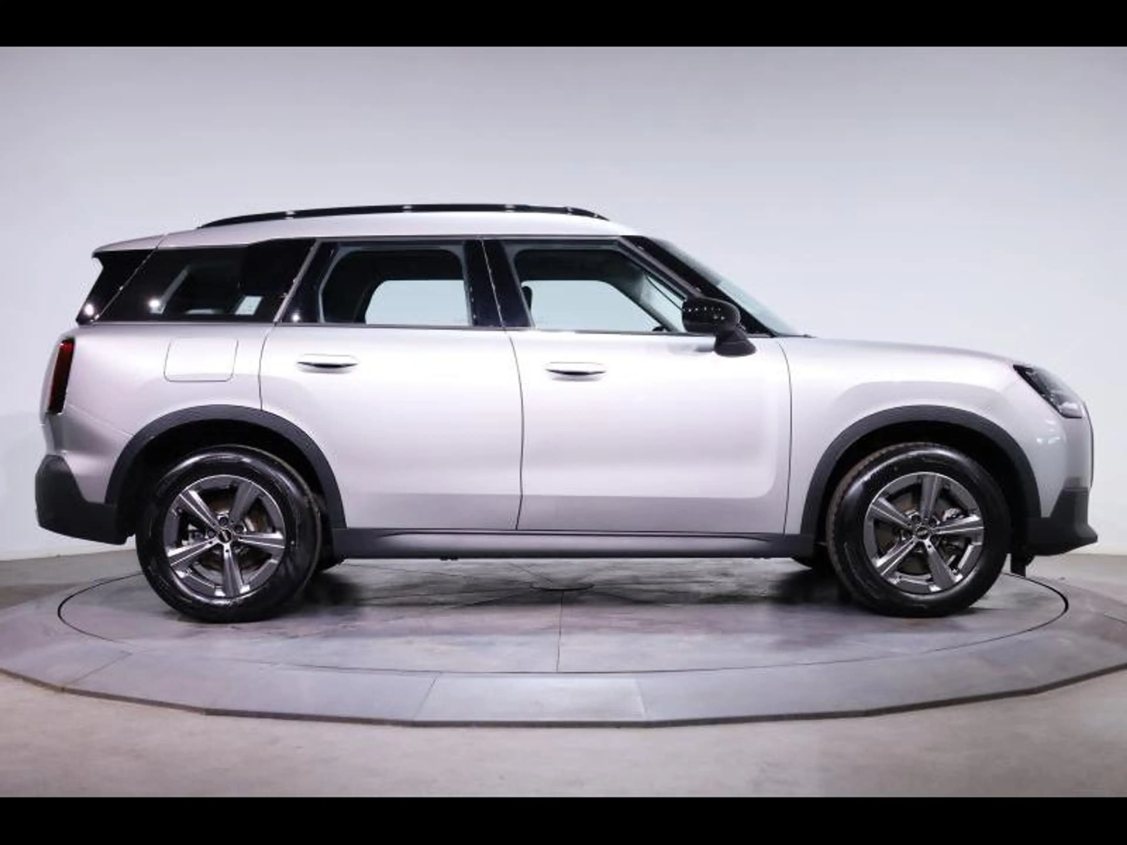 MINI Countryman C — photo 3