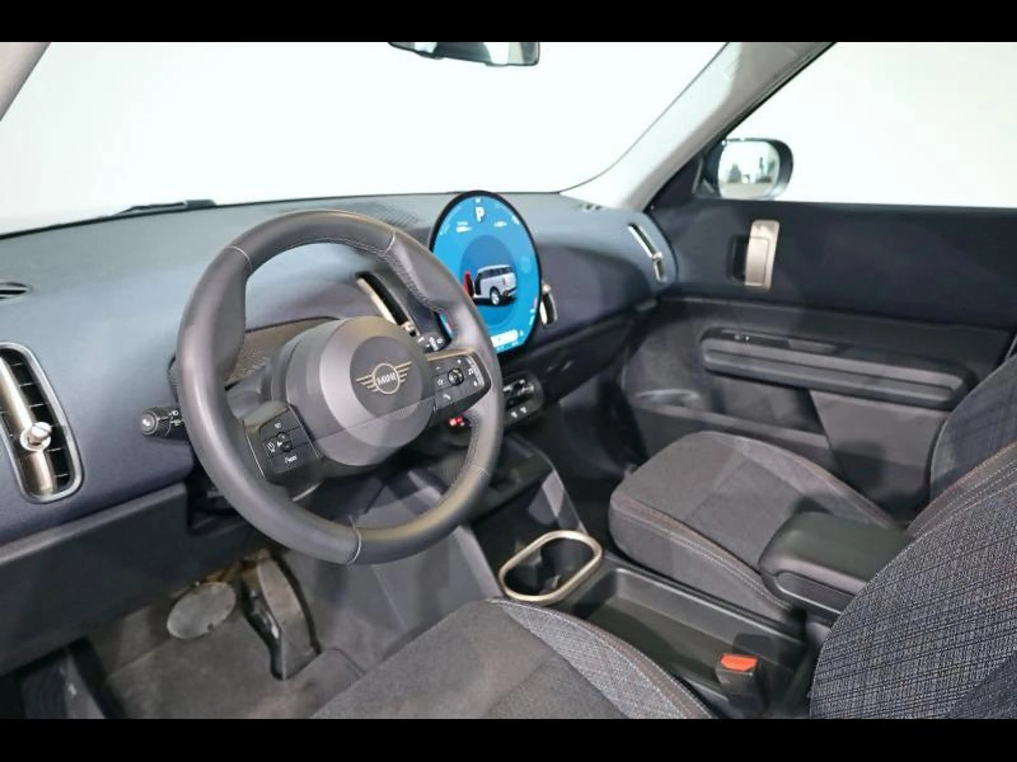MINI Countryman C — photo 6