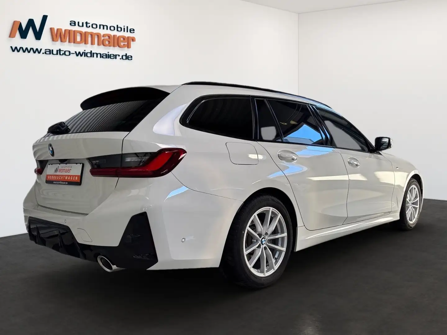 BMW 320 d Touring M Sport -- Pano/ACC/HeadUp/HiFi Weiß - 2