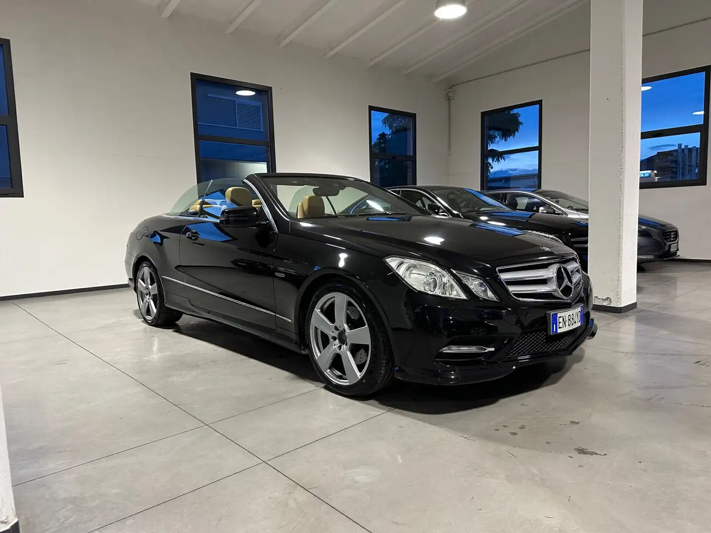 Mercedes-Benz E 350 E 350 CDI Cabrio BlueEFFICIENCY Nero - 2