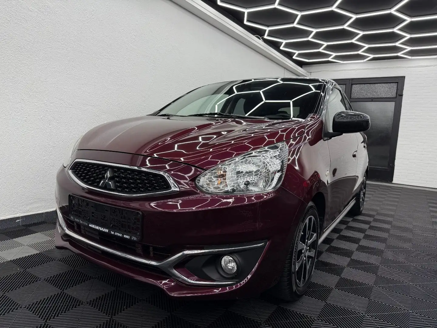 Mitsubishi Space Star Diamant Edition+ * HU NEU* SHZNG * ST Rojo - 2