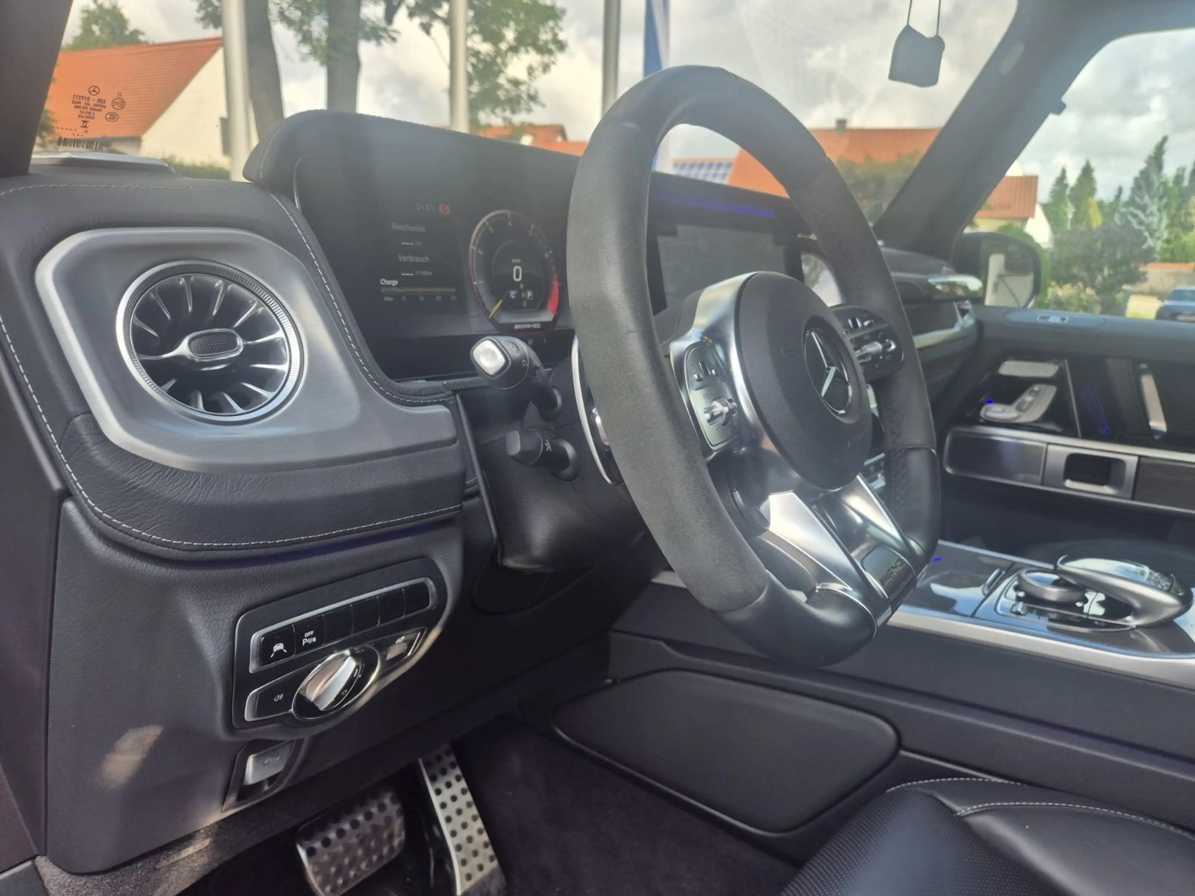 Mercedes-Benz G 63 AMG Performance — photo 11
