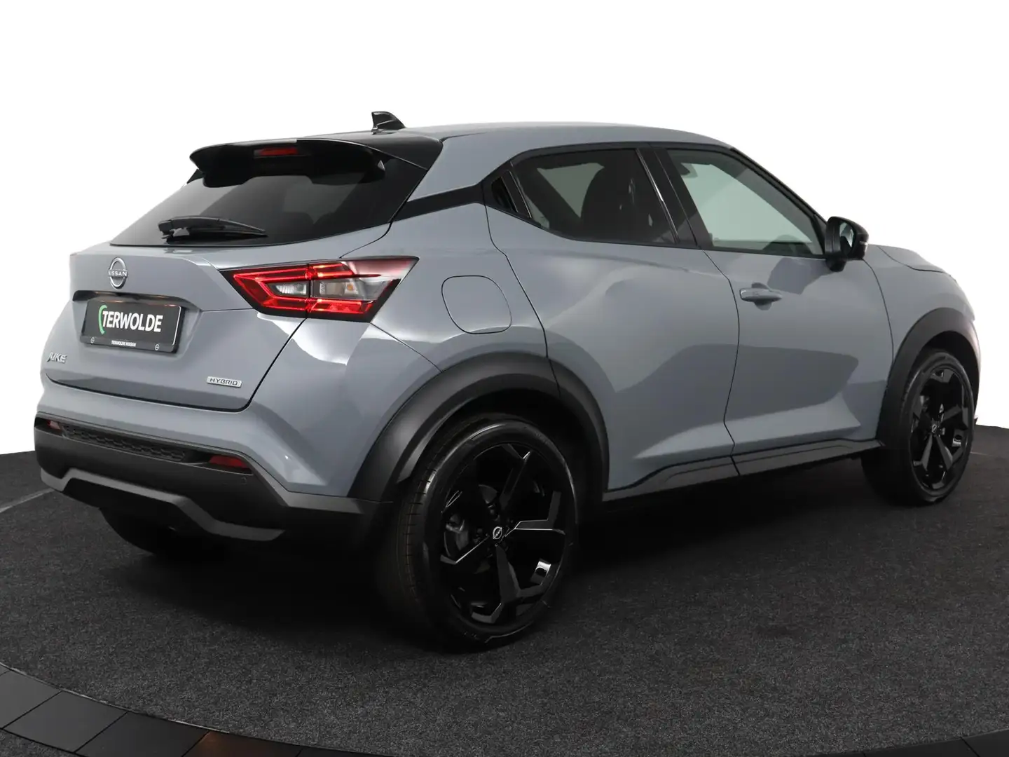 Nissan Juke 1.6 Hybrid Tekna | Lederen Bekl. | BOSE Audio | 36 Grijs - 2
