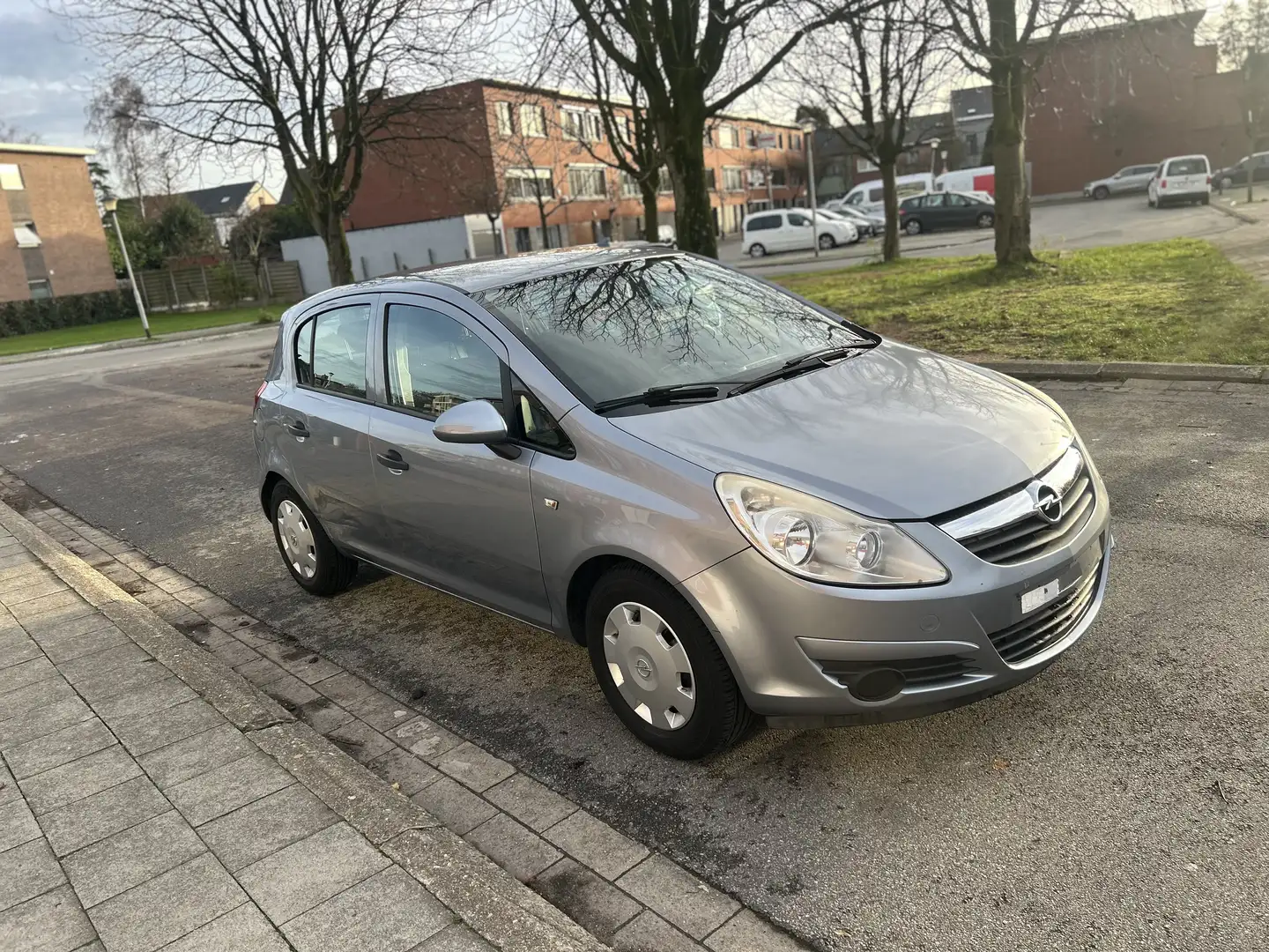 Opel Corsa 1.0 benzine - 2
