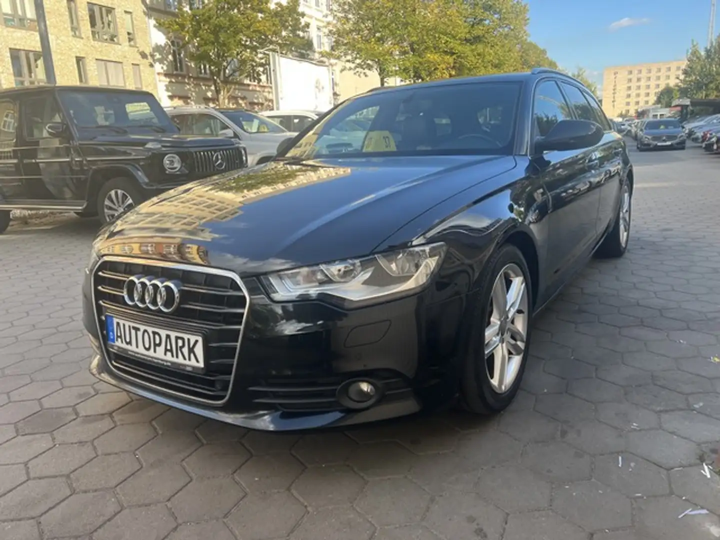 Audi A6 2.0 TDI S-Line Avant**Vollausstattung** Schwarz - 2
