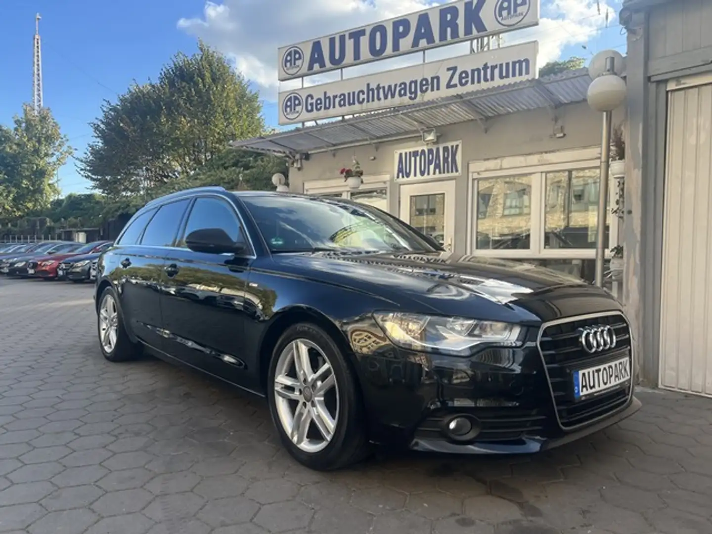 Audi A6 2.0 TDI S-Line Avant**Vollausstattung** Schwarz - 1
