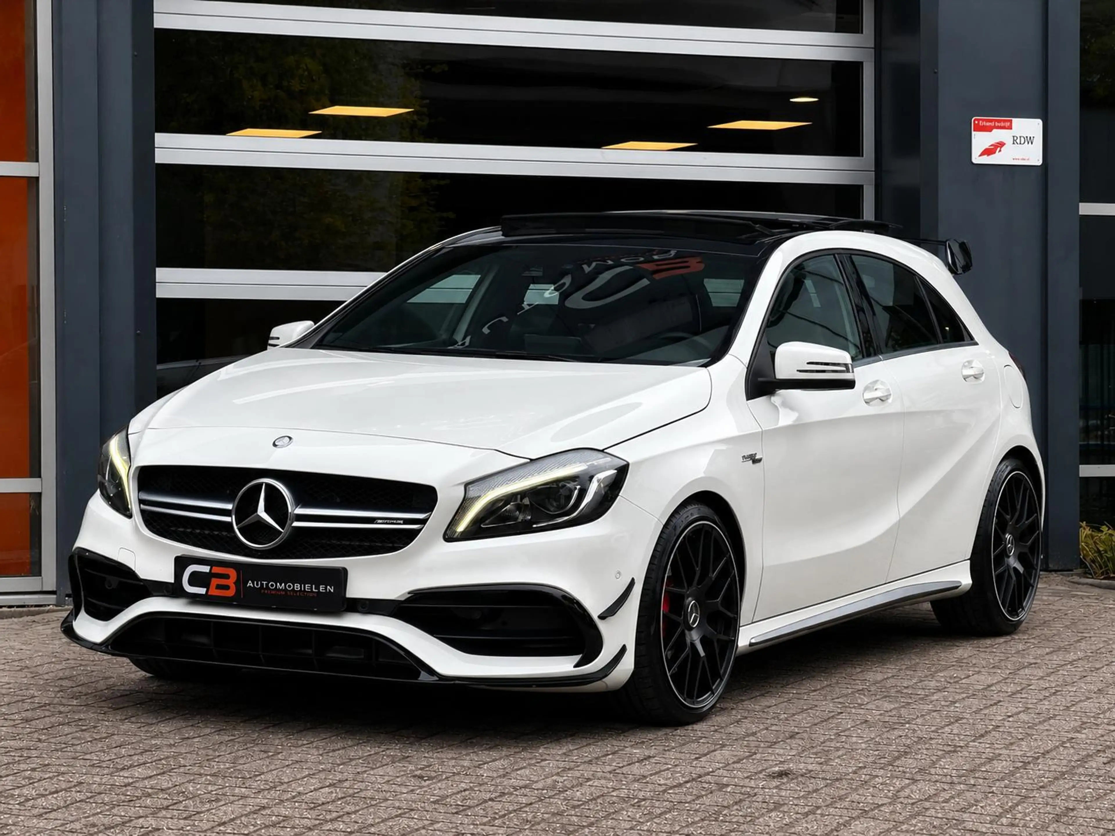 Mercedes-Benz A 45 AMG 4MATIC | Facelift | Aero | Pano | 381PK | Harman K — photo 7