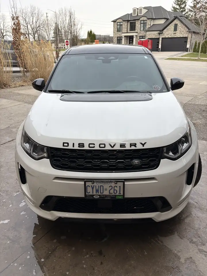 2023 Land Rover Discovery Sport
