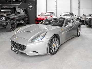 4.3 V8/20'/FULL SERVICE FERRARI/EXCLUSIVE